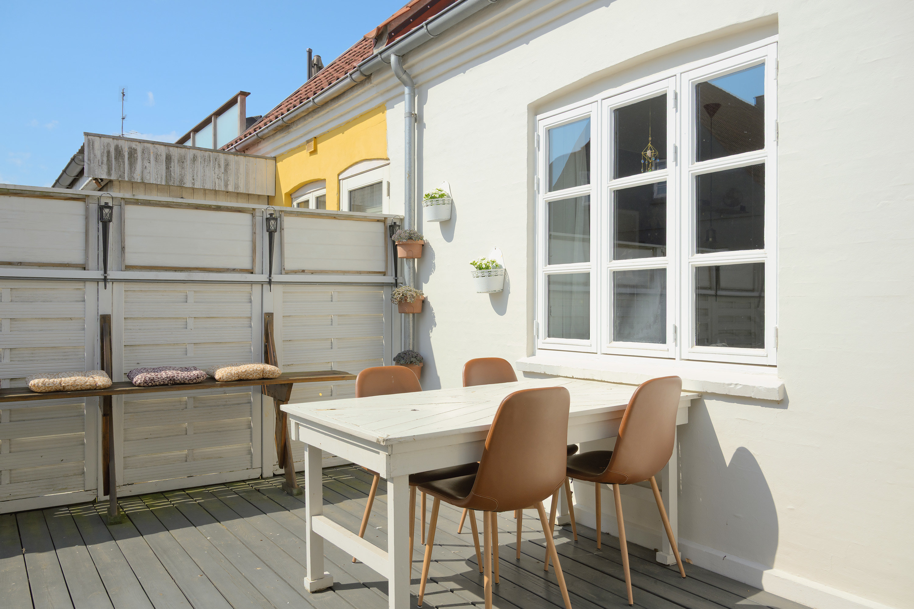 Fremhævet terrasse billede i fuldskærmstilstand. Billede af Grønnegade 25, 4800 Nykøbing F