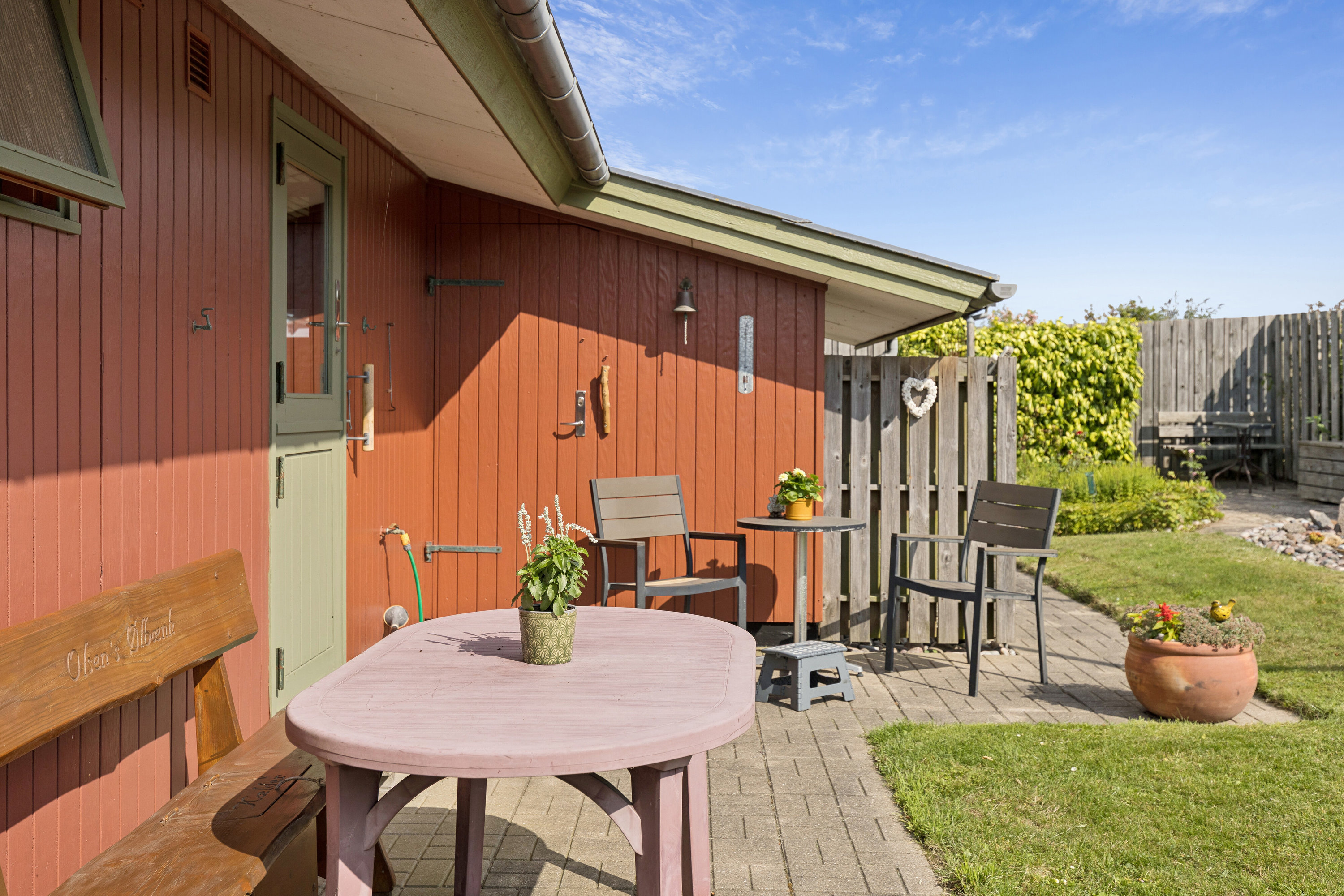Fremhævet terrasse billede i fuldskærmstilstand. Billede af Klintebakken 16, Svallerup, 4400 Kalundborg