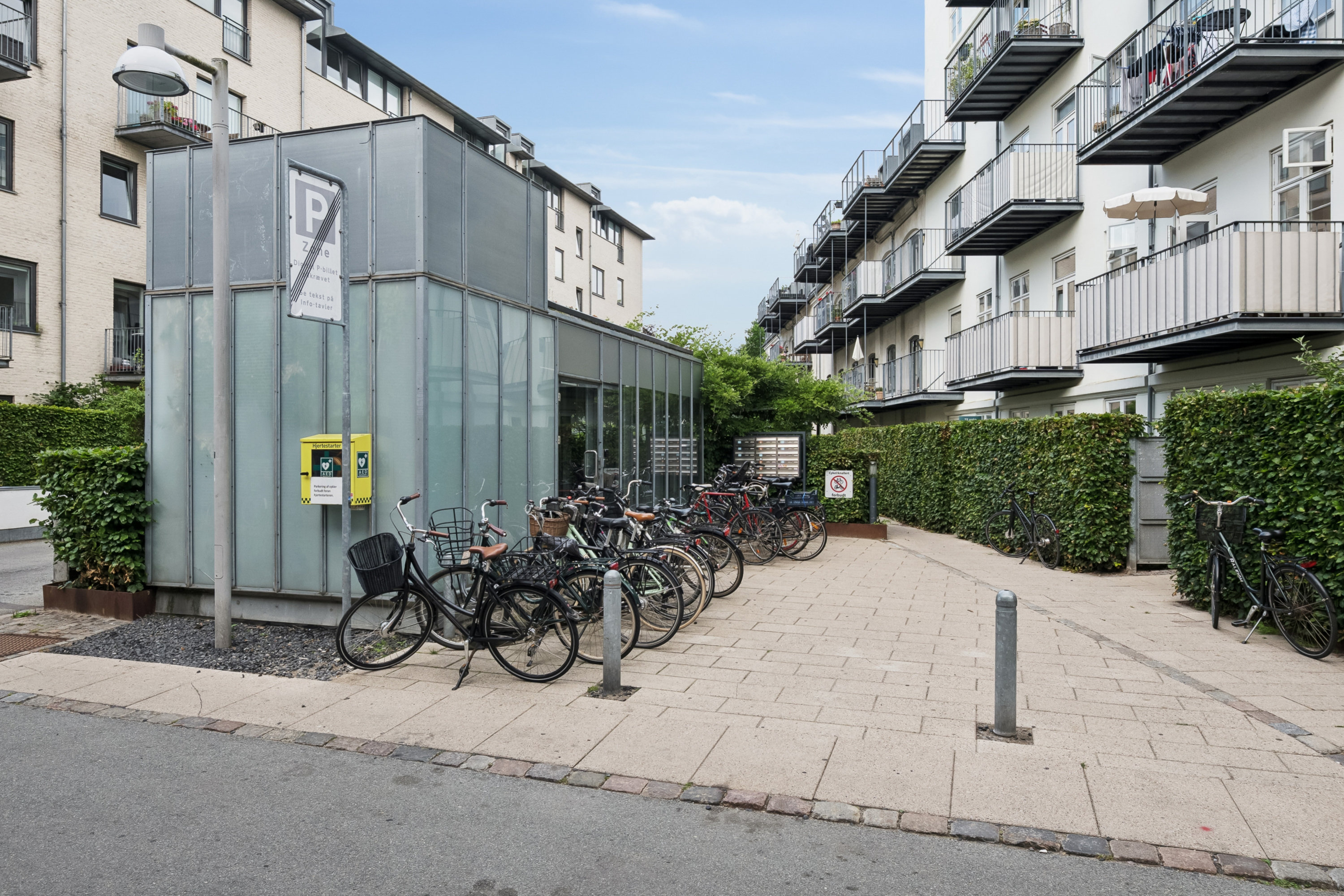 Fremhævet andet billede i fuldskærmstilstand. Billede af Porcelænshaven 2B, 1. 3., 2000 Frederiksberg