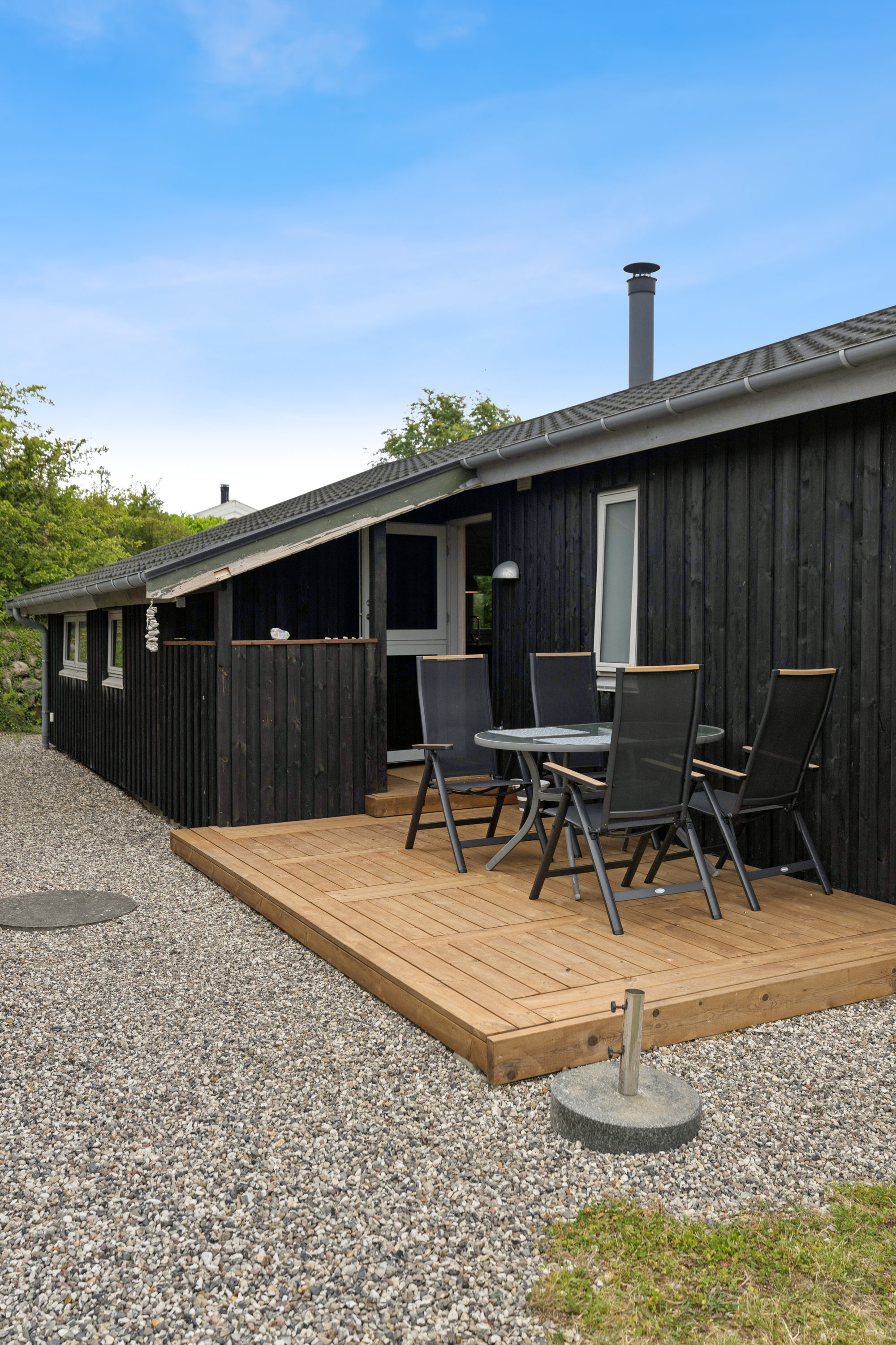 Fremhævet terrasse billede i fuldskærmstilstand. Billede af Katamaranstien 6, Dråby Strand, 8400 Ebeltoft