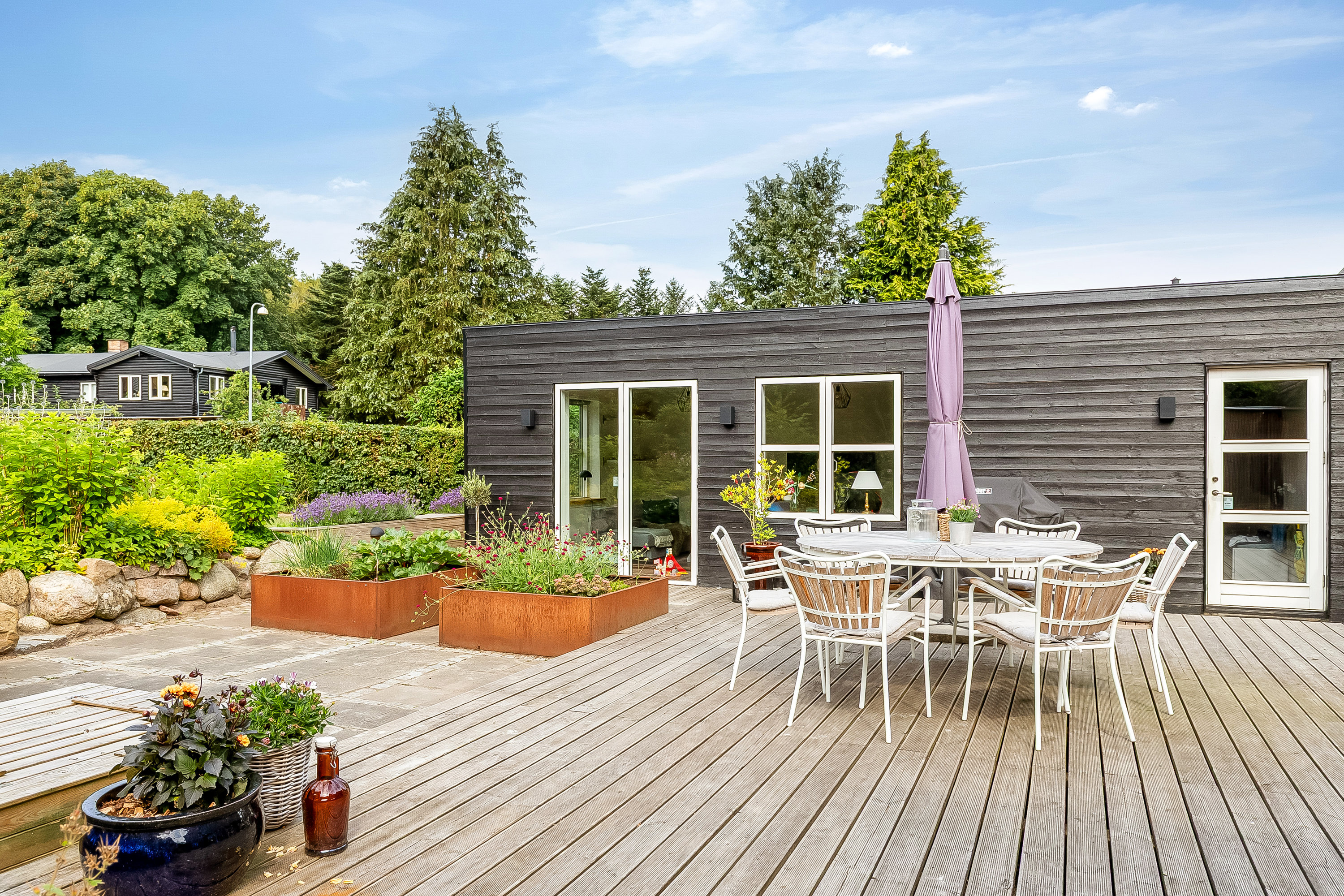 Fremhævet terrasse billede i fuldskærmstilstand. Billede af Nobilisvej 4, Grejsdal, 7100 Vejle