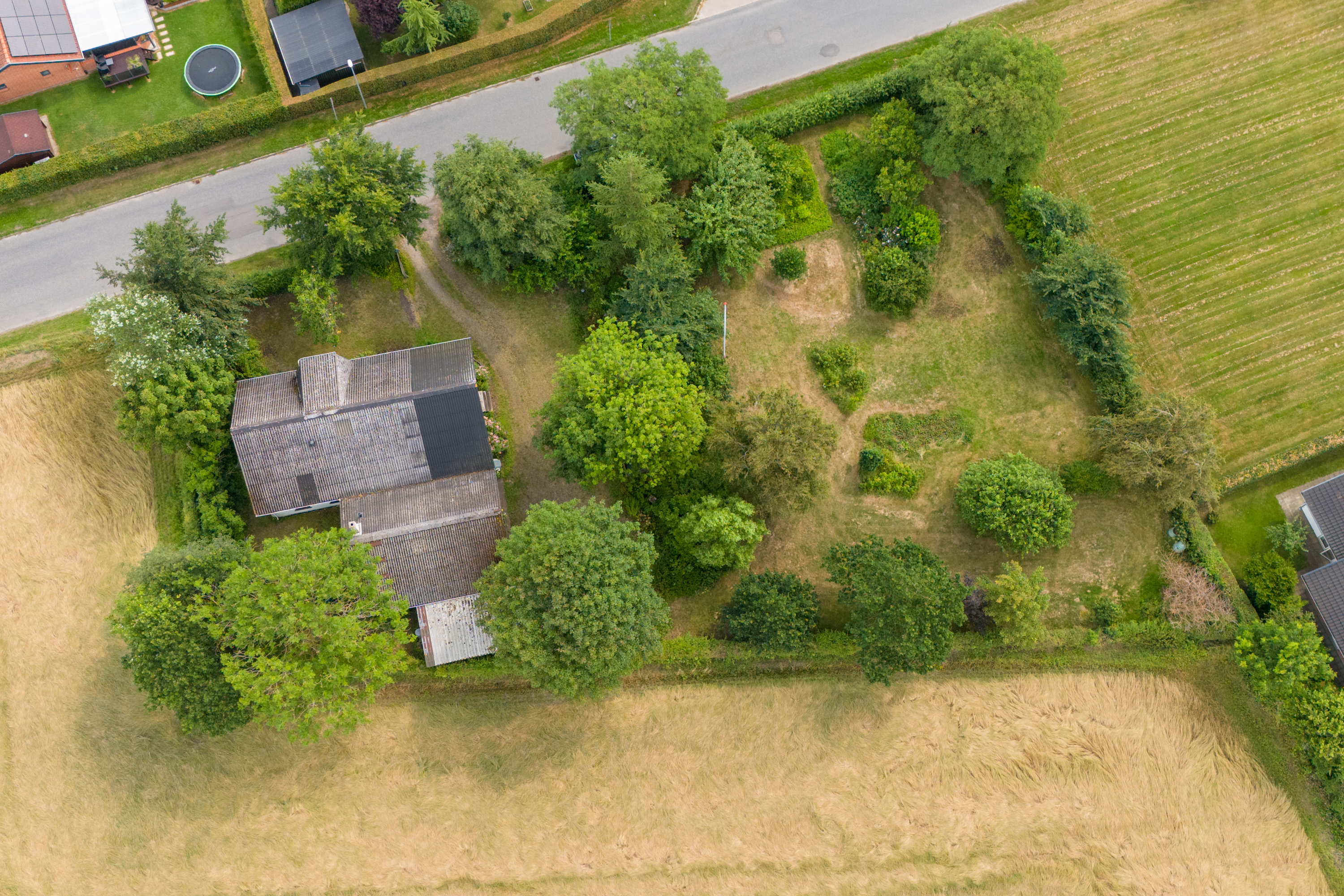 Fremhævet luftfoto billede i fuldskærmstilstand. Billede af Klattrupvej 15, Smidstrup, 7000 Fredericia