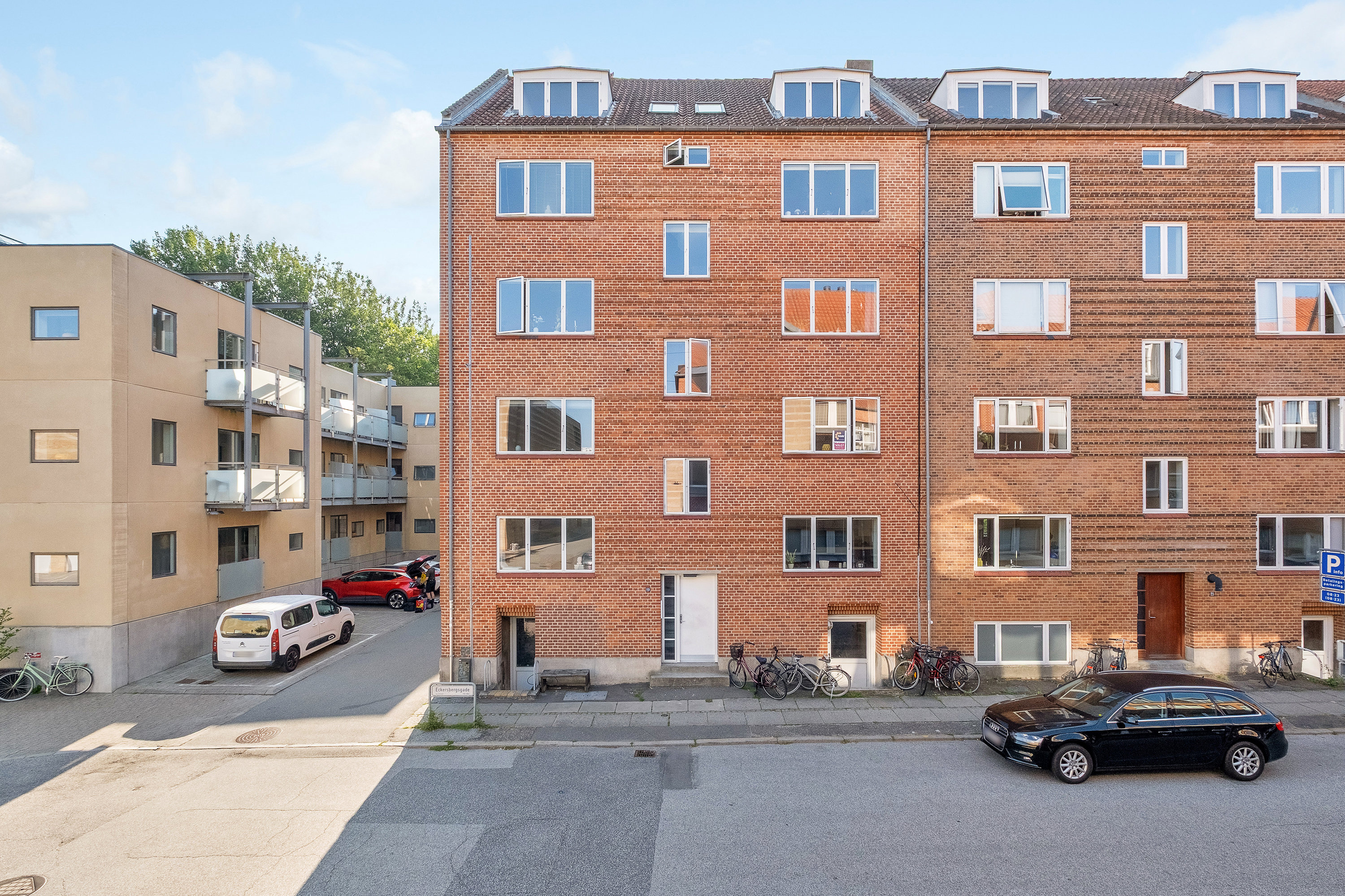 Fremhævet facade billede i fuldskærmstilstand. Billede af Eckersbergsgade 19, st. th., 8000 Aarhus C