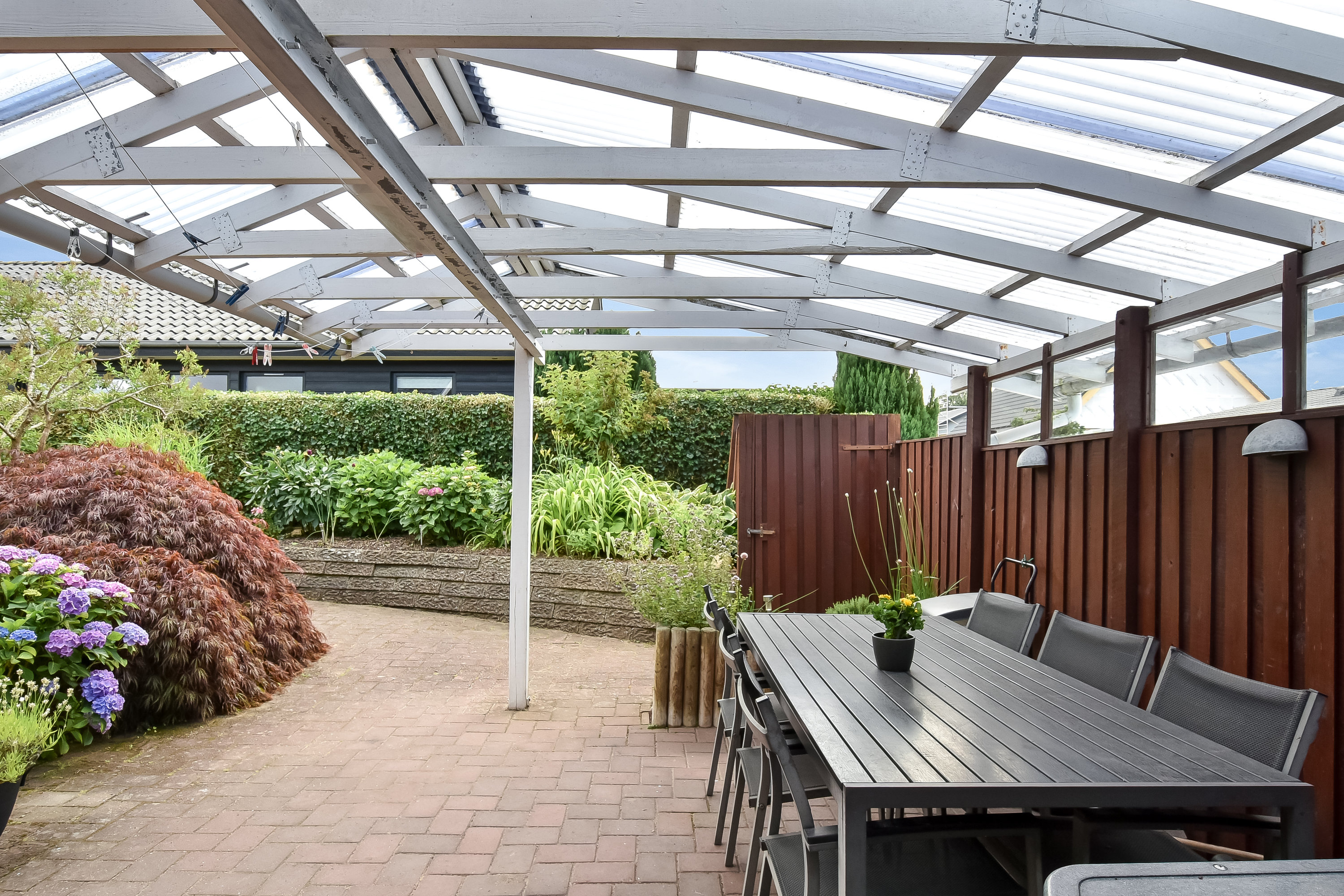 Fremhævet overdækket terrasse billede i fuldskærmstilstand. Billede af Kastanie Alle 16, Hammerum, 7400 Herning