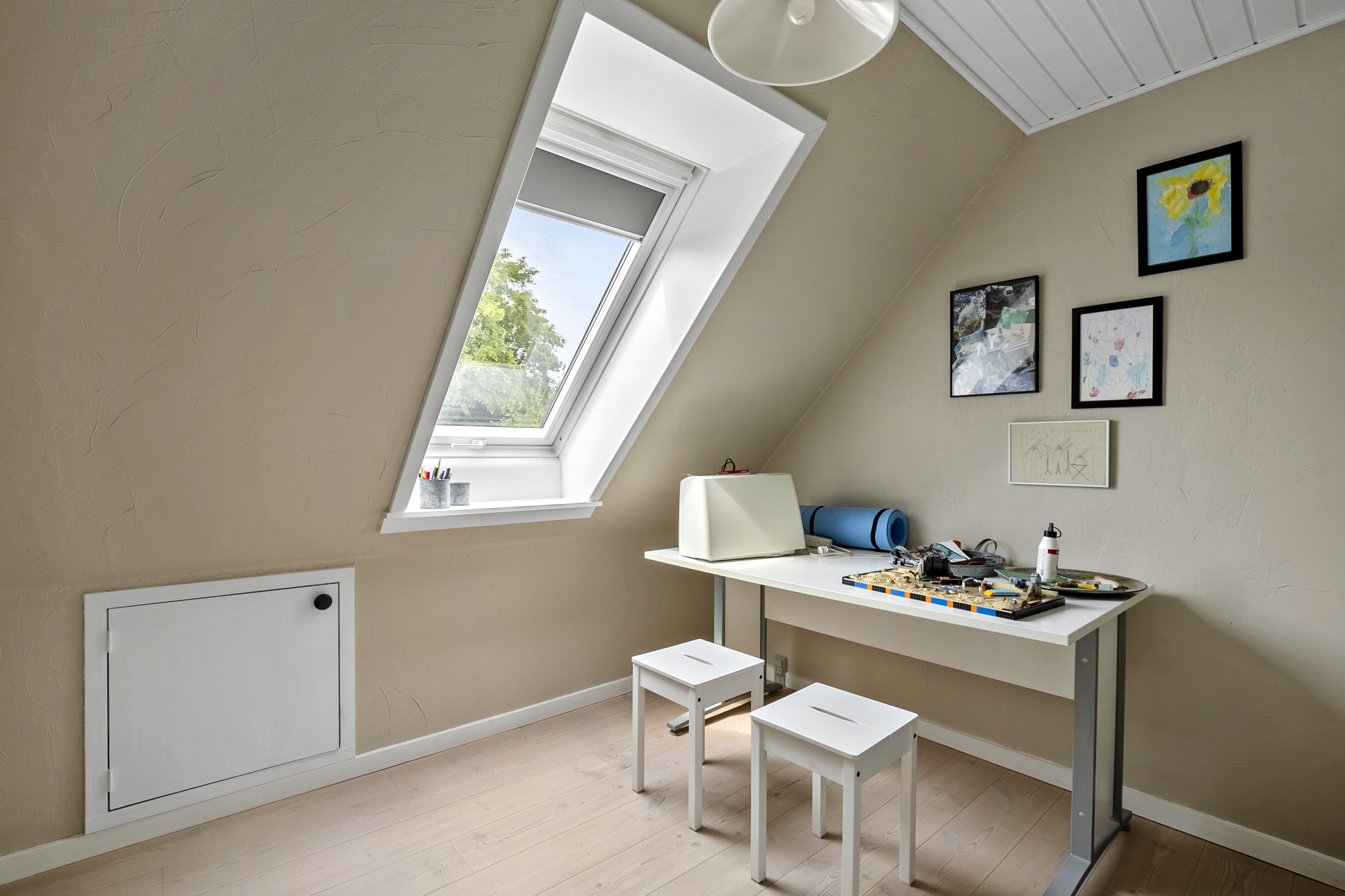 Fremhævet kontor billede i fuldskærmstilstand. Billede af Zachariasvej 11, Hjallese, 5260 Odense S