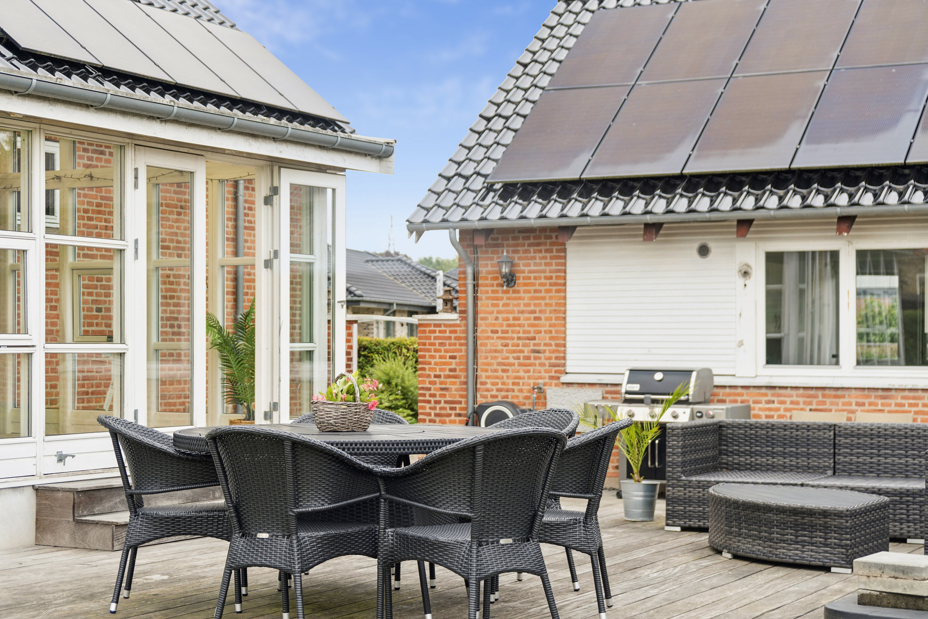 Fremhævet terrasse billede i fuldskærmstilstand. Billede af Sofielundsvej 43, 2600 Glostrup