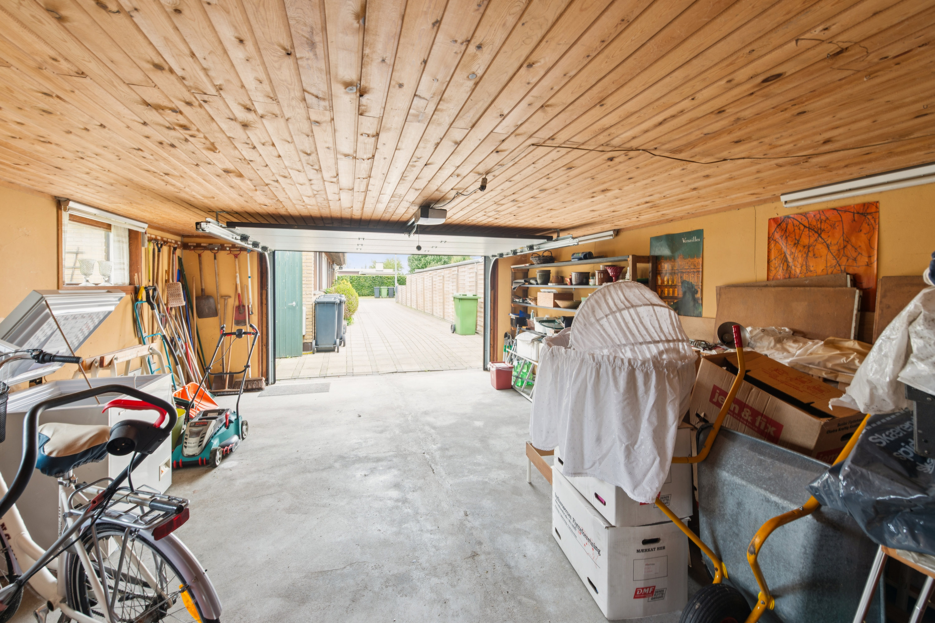 Fremhævet garage billede i fuldskærmstilstand. Billede af Marholm 17, 2670 Greve