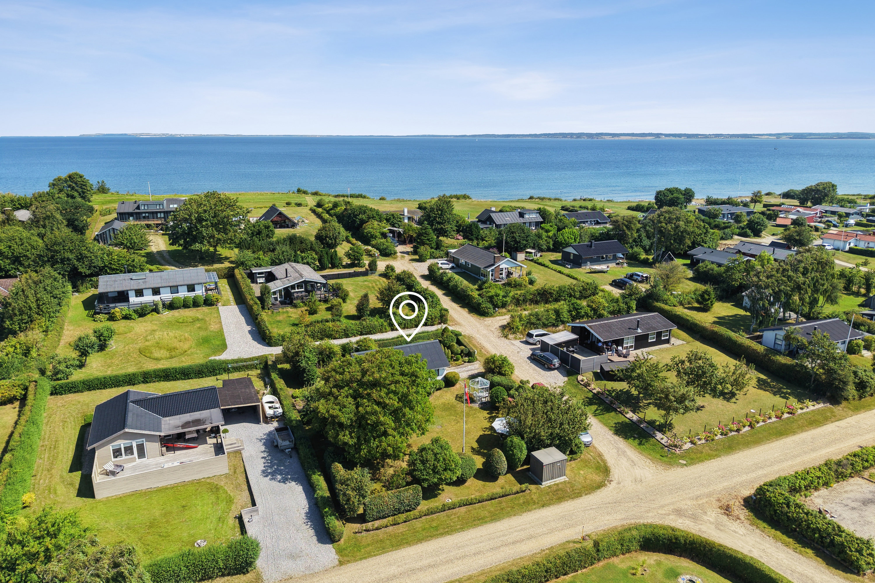 Fremhævet luftfoto billede i fuldskærmstilstand. Billede af Stranddalen 85, Eskov, 7870 Roslev