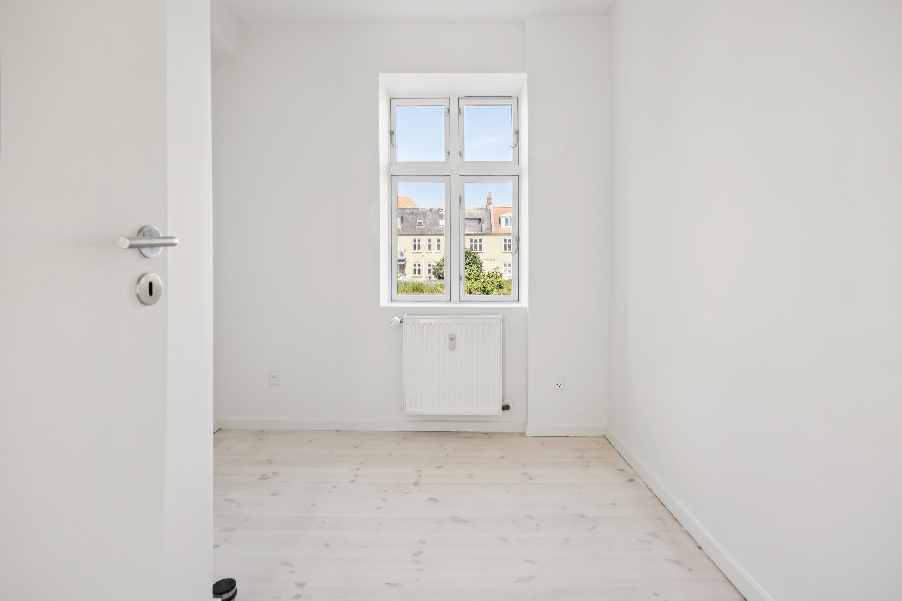 Fremhævet entré billede i fuldskærmstilstand. Billede af Falstersgade 7, st., 9000 Aalborg