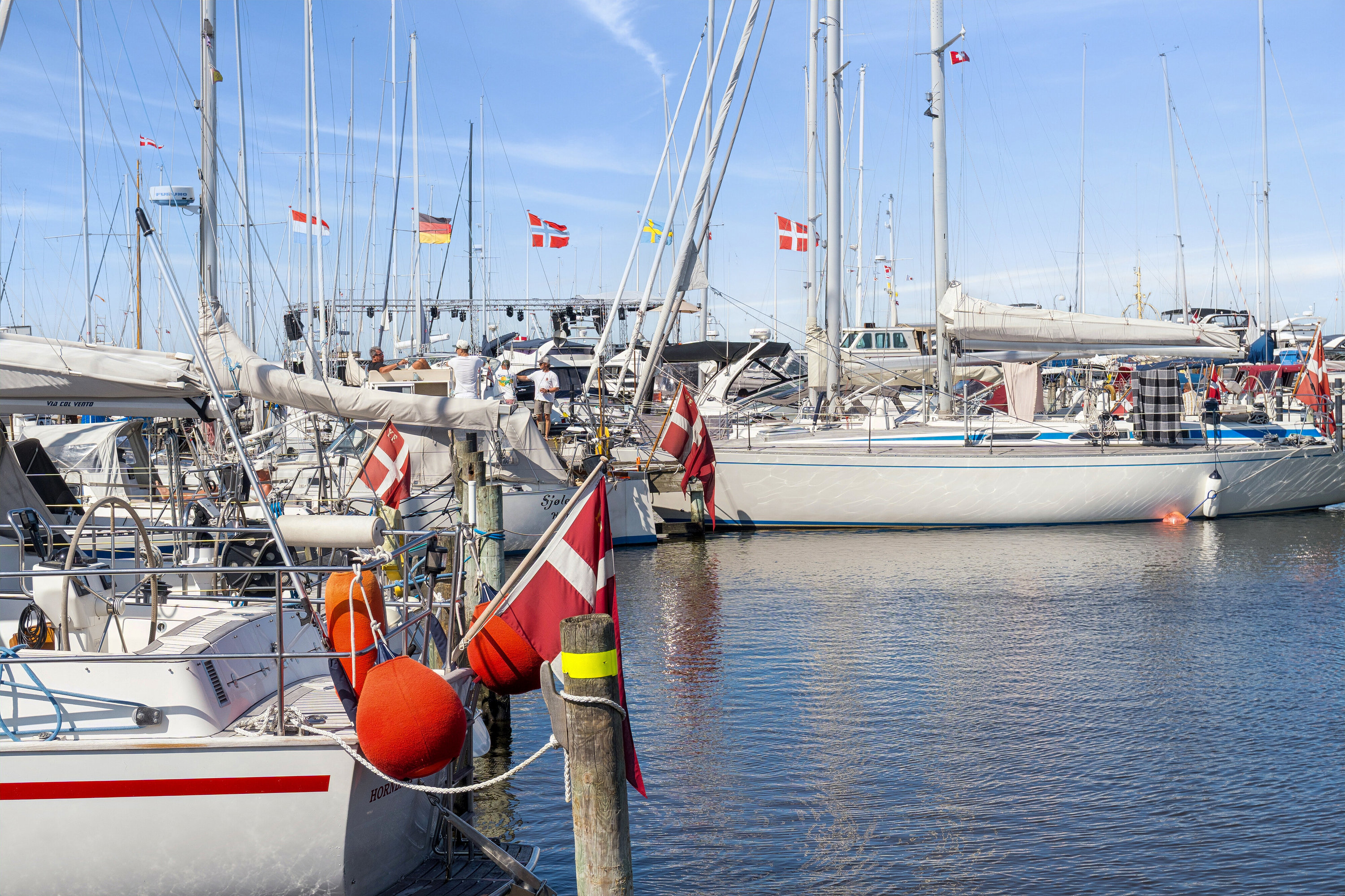 Fremhævet udendørs billede i fuldskærmstilstand. Billede af Rosenvej 33, Horneby, 3100 Hornbæk