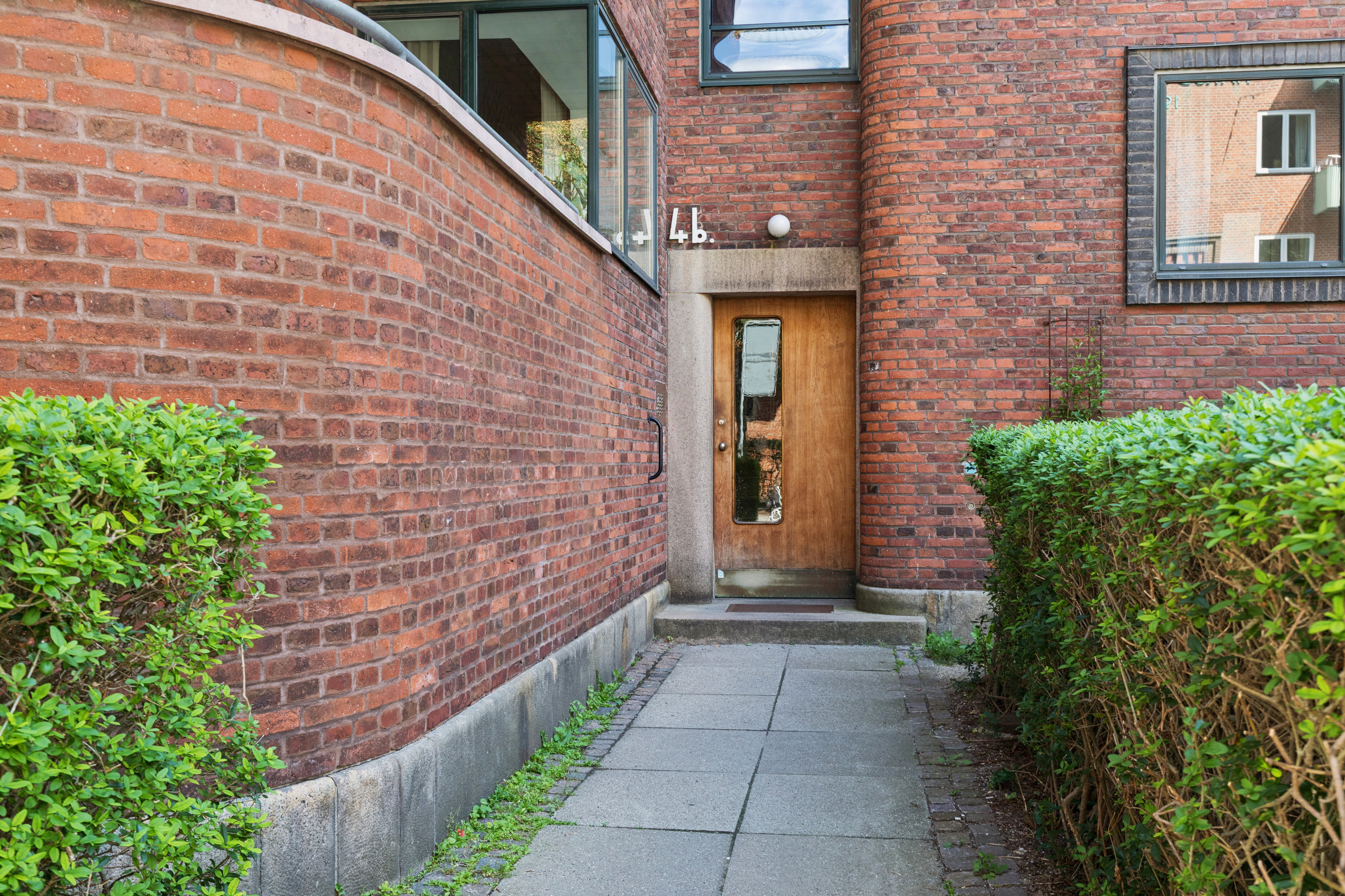Fremhævet ejendommen billede i fuldskærmstilstand. Billede af Harsdorffsvej 4B, 5. tv., 1874 Frederiksberg C