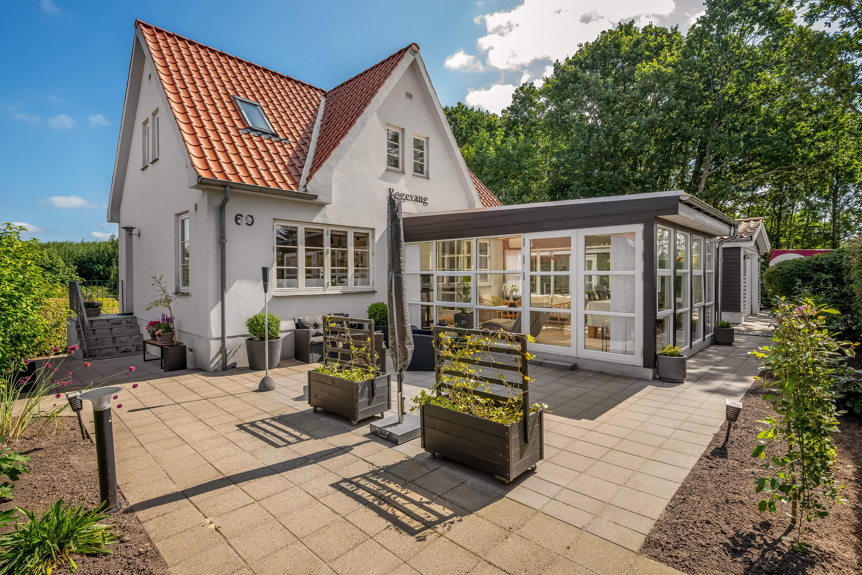 Fremhævet terrasse billede i fuldskærmstilstand. Billede af Gl Roustvej 69, 6800 Varde