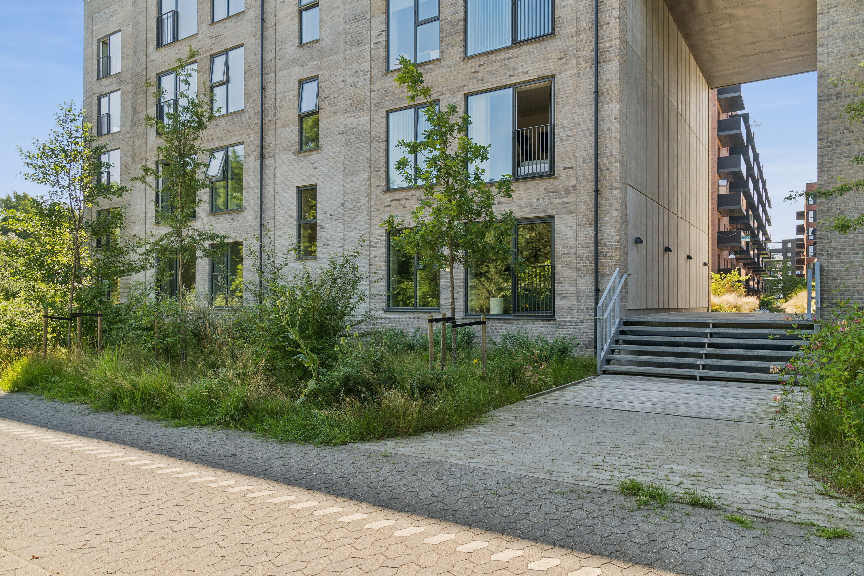 Fremhævet set fra vejen billede i fuldskærmstilstand. Billede af Plantagevej 49, st. th., 2610 Rødovre