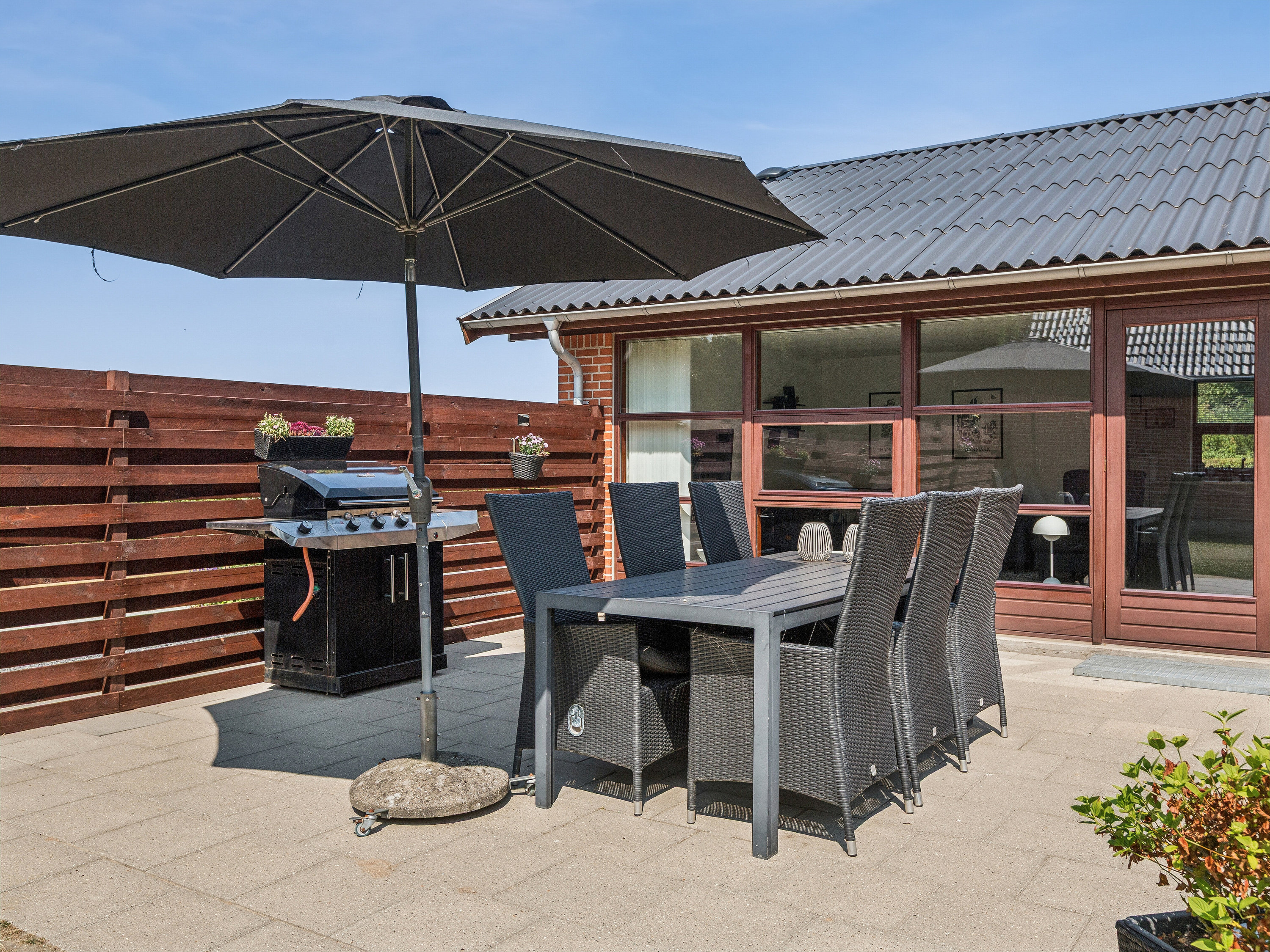 Fremhævet terrasse billede i fuldskærmstilstand. Billede af Eskærvej 1, 9800 Hjørring