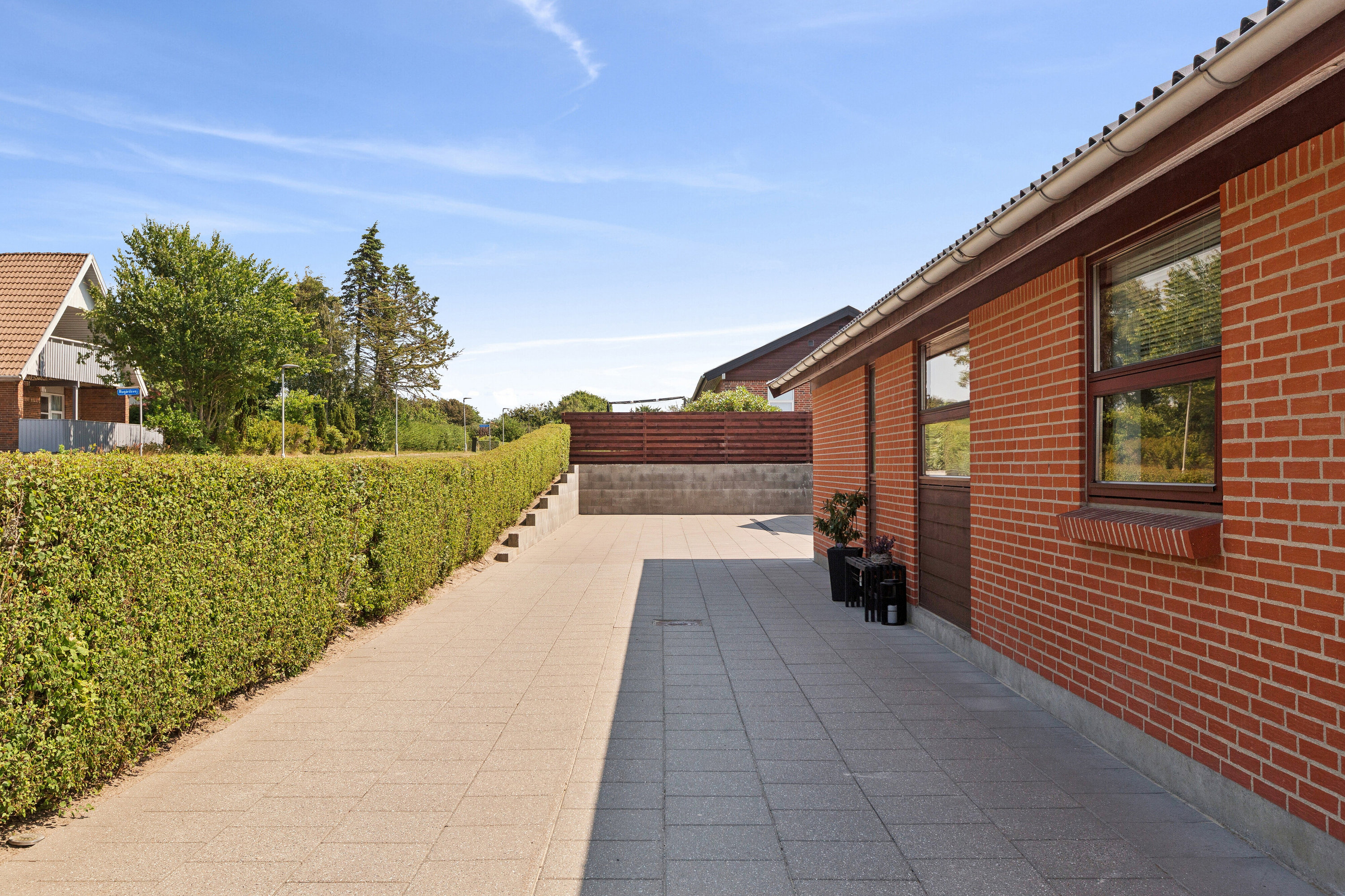 Fremhævet terrasse billede i fuldskærmstilstand. Billede af Eskærvej 1, 9800 Hjørring