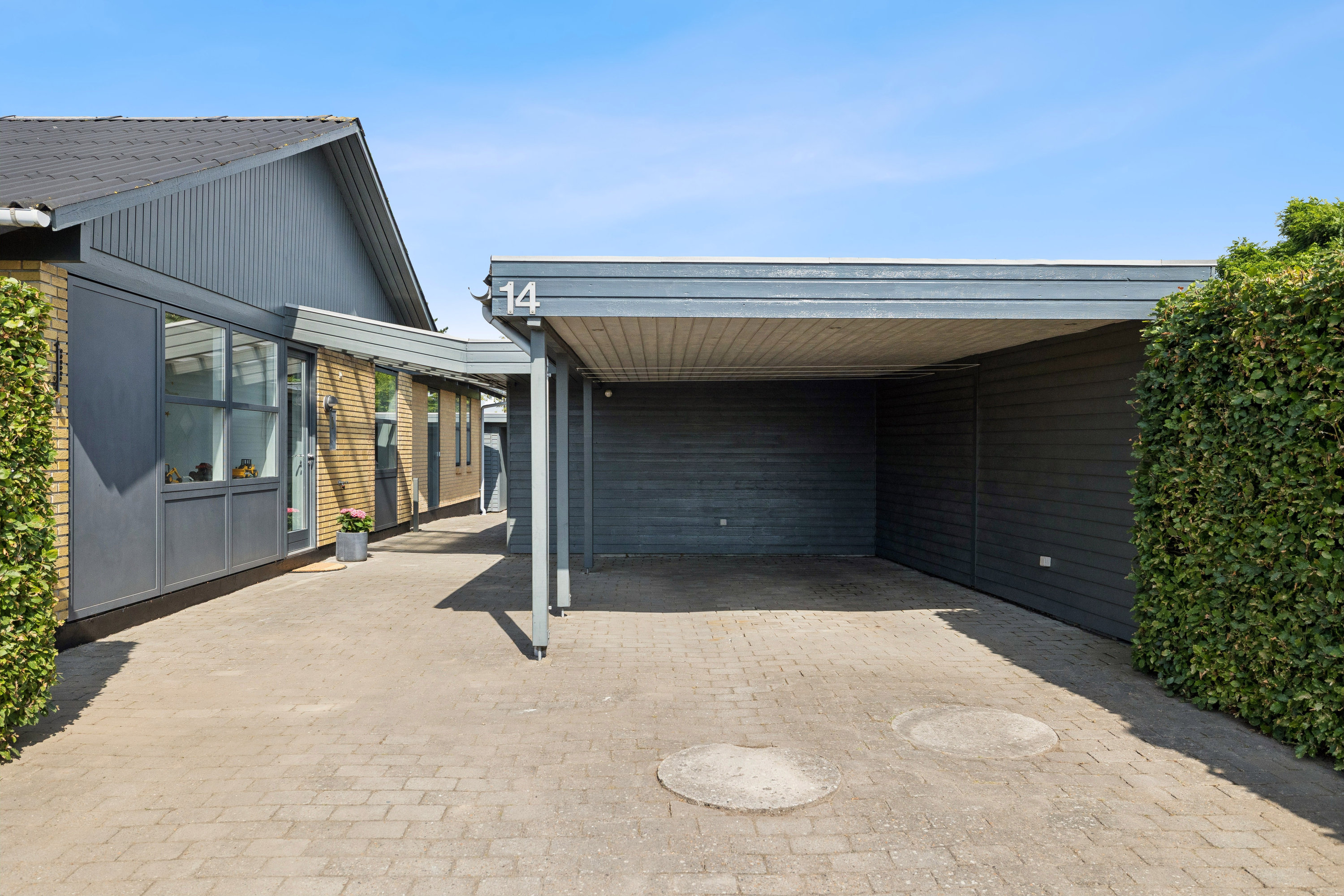 Fremhævet carport billede i fuldskærmstilstand. Billede af Solsortevej 14, 8660 Skanderborg