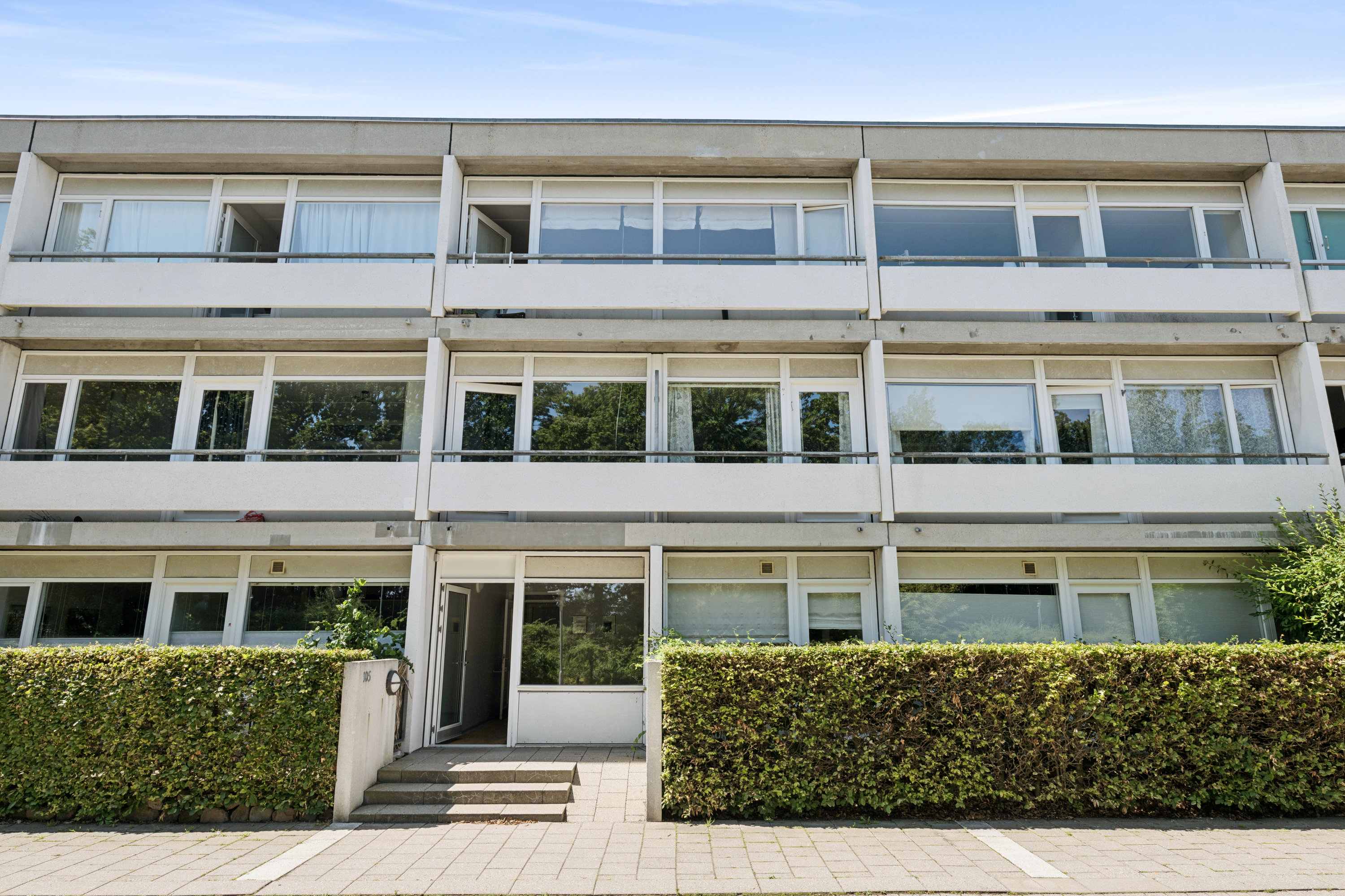 Fremhævet andet billede i fuldskærmstilstand. Billede af Eremitageparken 105, 1. c., 2800 Kongens Lyngby
