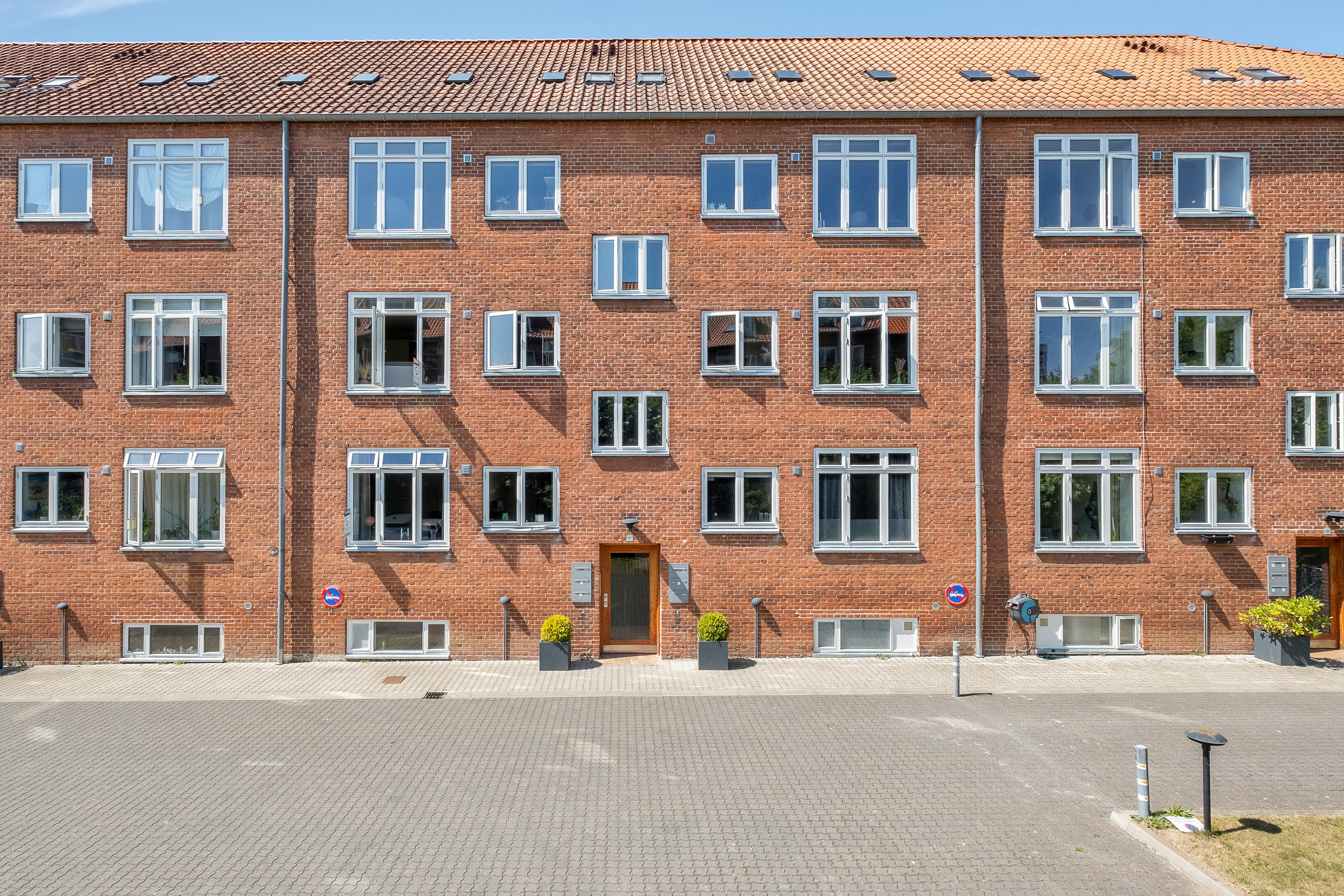 Fremhævet facade billede i fuldskærmstilstand. Billede af Marselis Boulevard 67, 1. th., 8000 Aarhus C