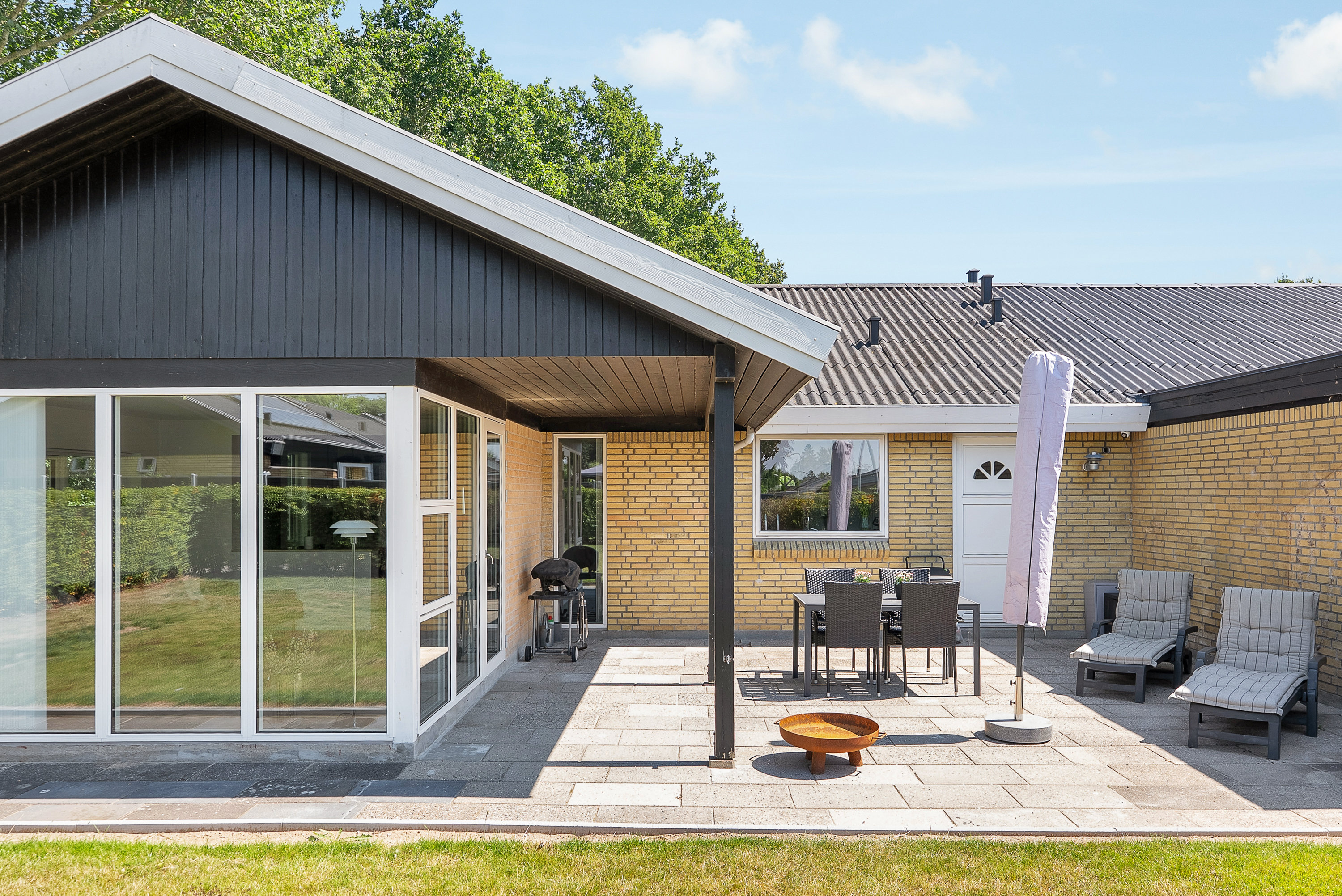 Fremhævet terrasse billede i fuldskærmstilstand. Billede af Guldsmedevænget 101, Hjallese, 5260 Odense S