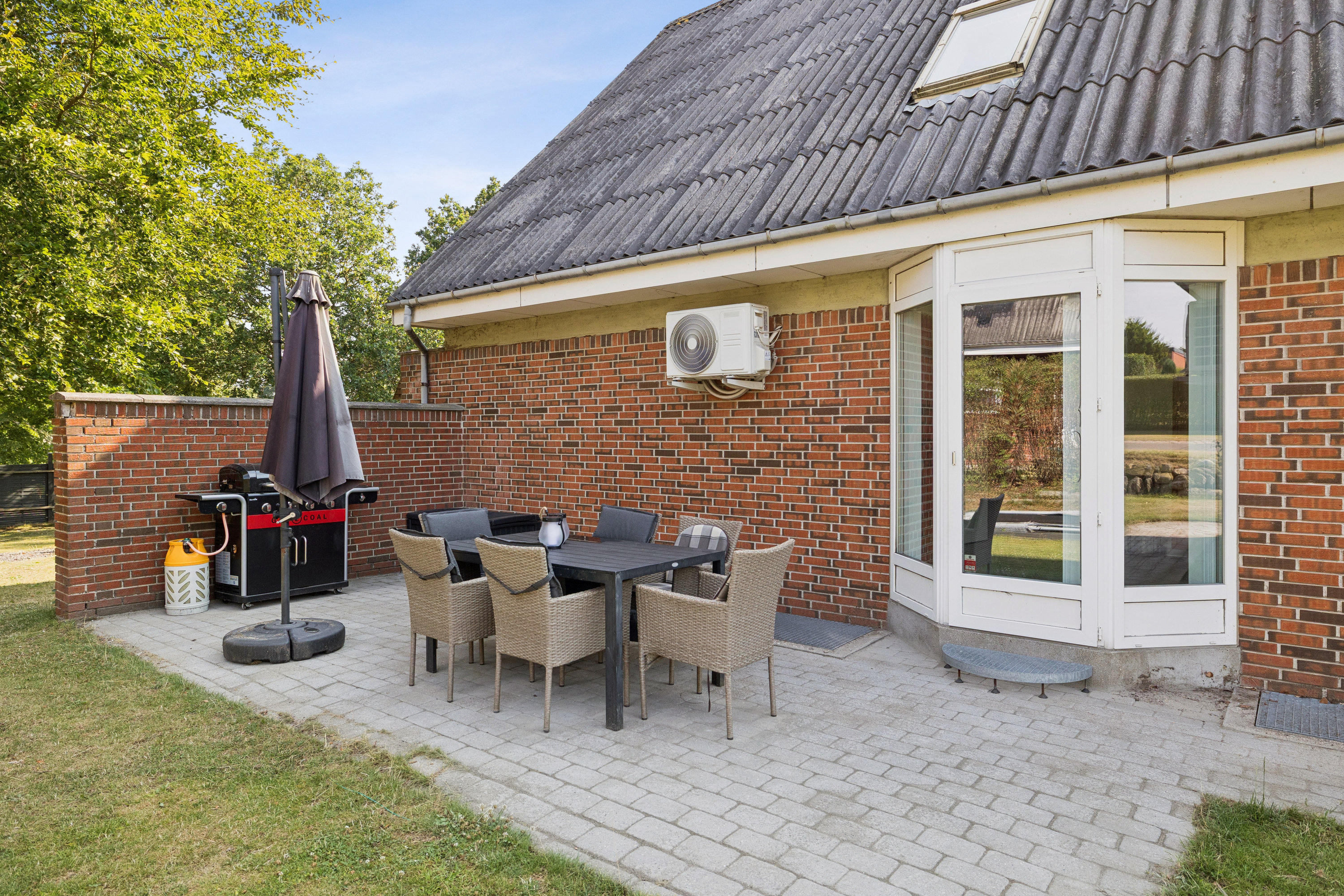 Fremhævet terrasse billede i fuldskærmstilstand. Billede af Farvervænget 6, 9500 Hobro