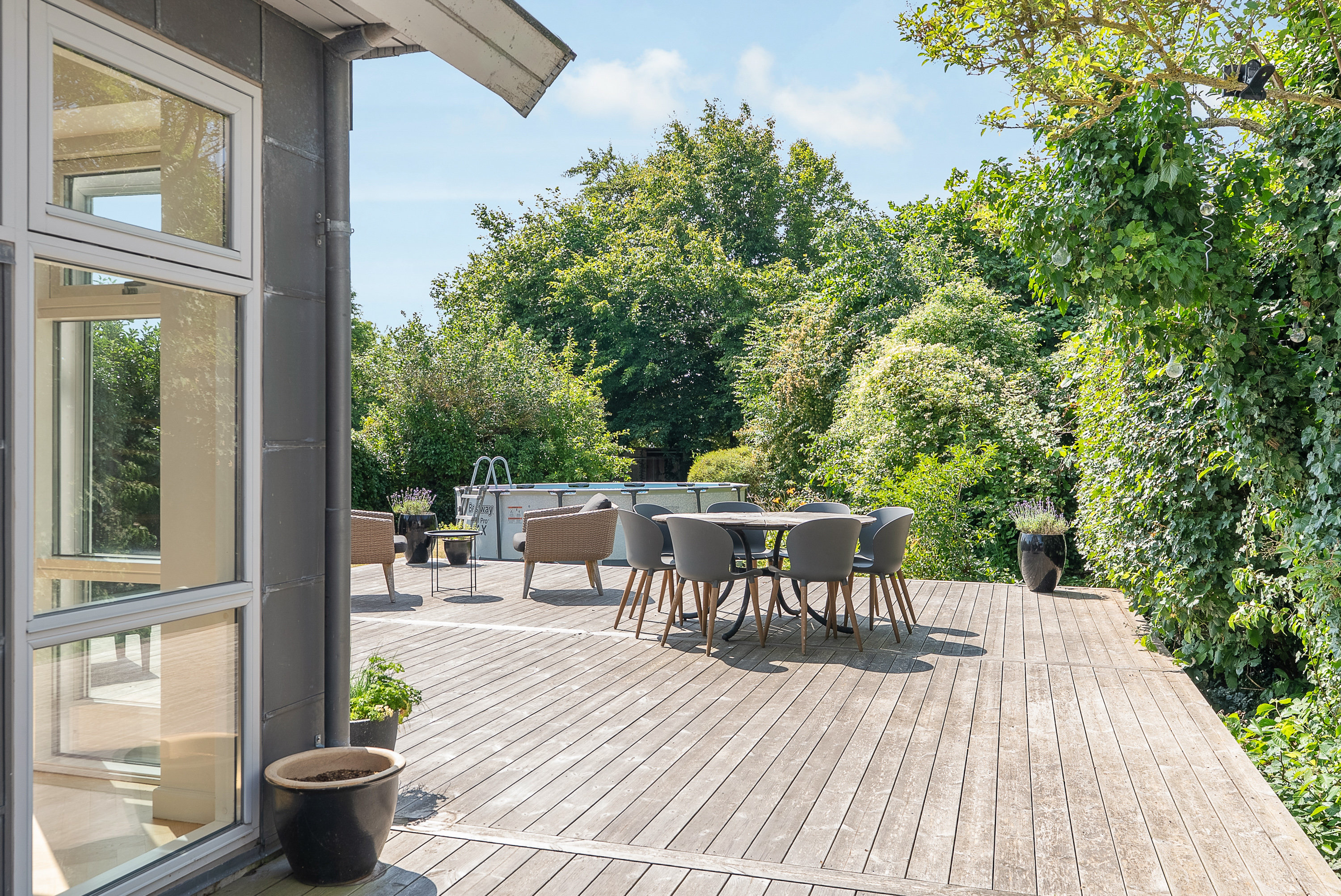 Fremhævet terrasse billede i fuldskærmstilstand. Billede af Østrupvej 16, Tarup, 5210 Odense NV
