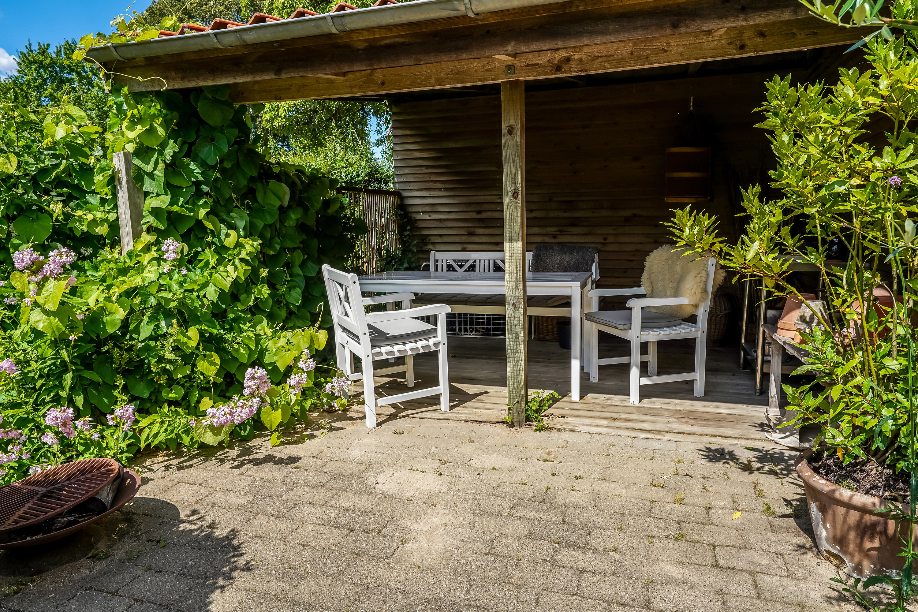 Fremhævet terrasse billede i fuldskærmstilstand. Billede af Prins Valdemars Vej 8, 5000 Odense C