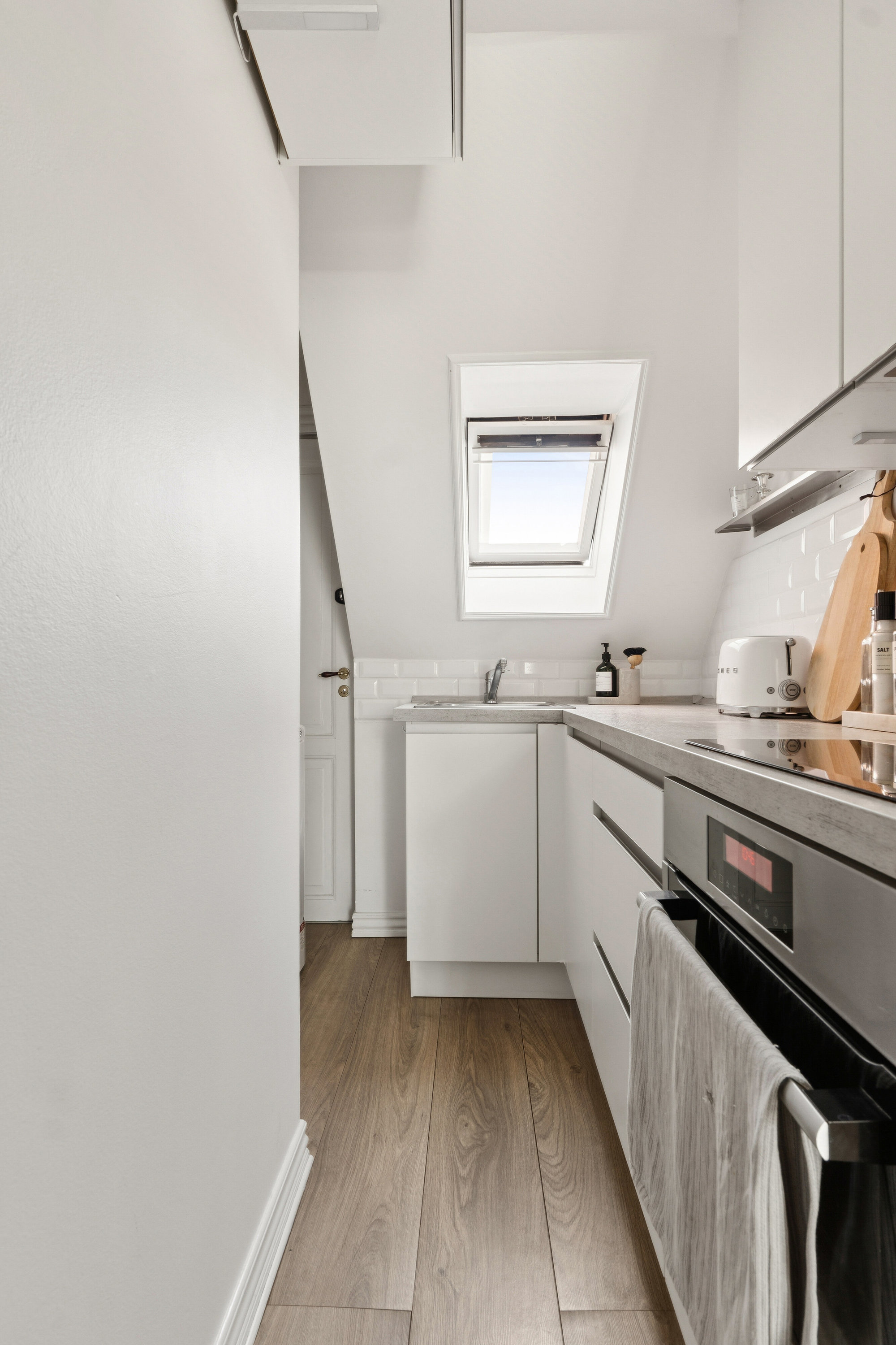 Fremhævet køkken billede i fuldskærmstilstand. Billede af Hallandsgade 6B, 5. th., 2300 København S