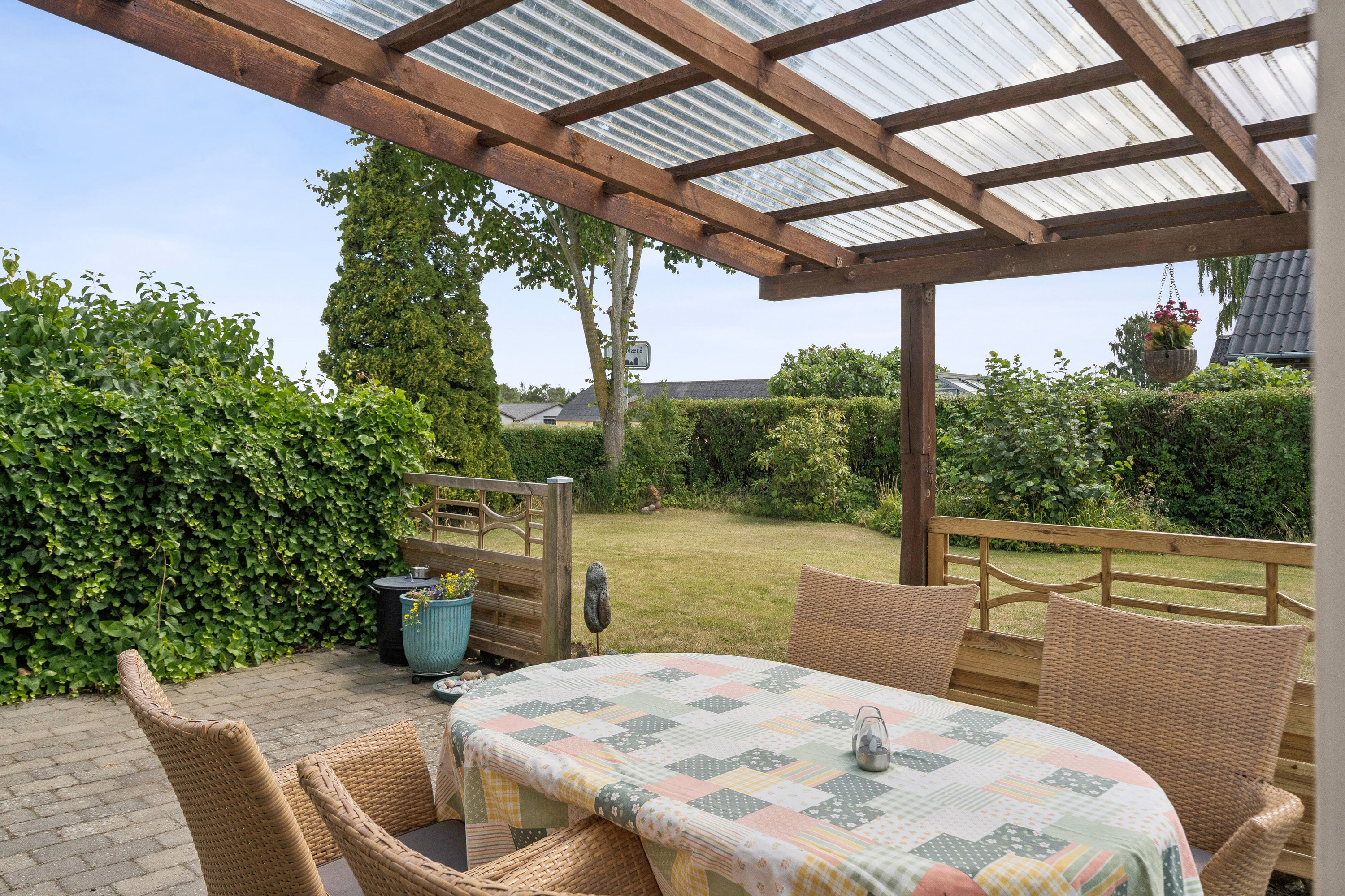 Fremhævet overdækket terrasse billede i fuldskærmstilstand. Billede af Enggårdsvej 30, Sønder Nærå, 5792 Årslev