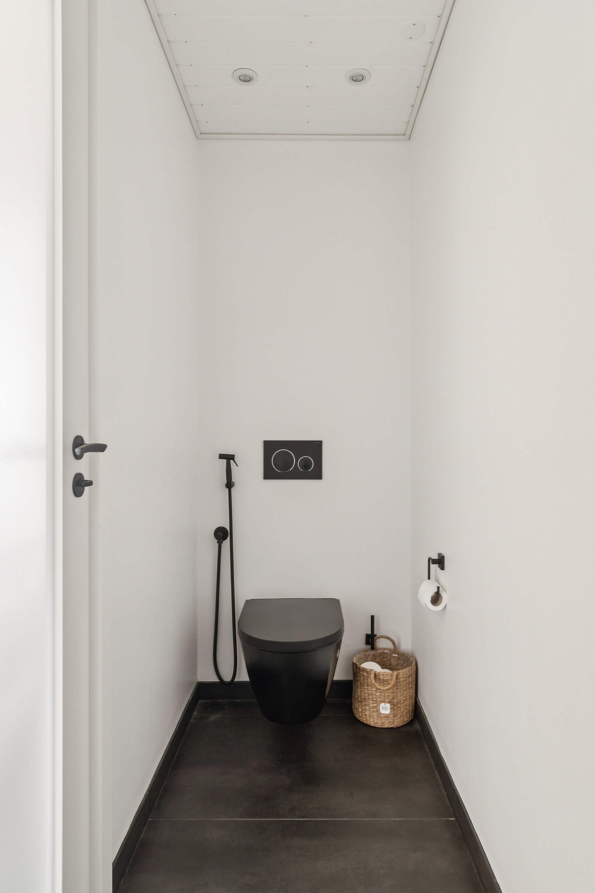 Fremhævet toilet billede i fuldskærmstilstand. Billede af Præstelod Huse 2, V Egesborg, 4700 Næstved