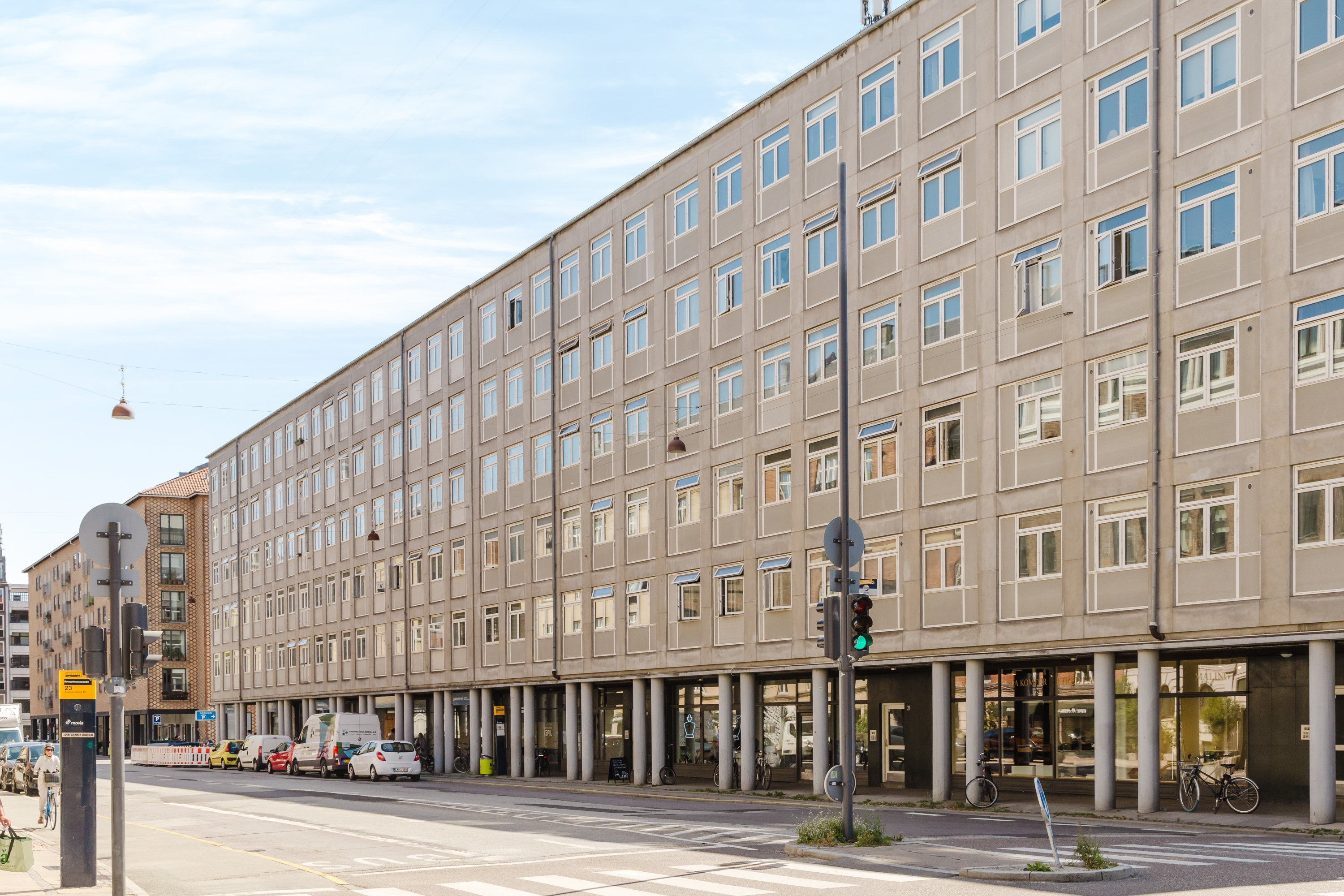 Fremhævet andet billede i fuldskærmstilstand. Billede af Sølvgade 19, 4. th., 1307 København K