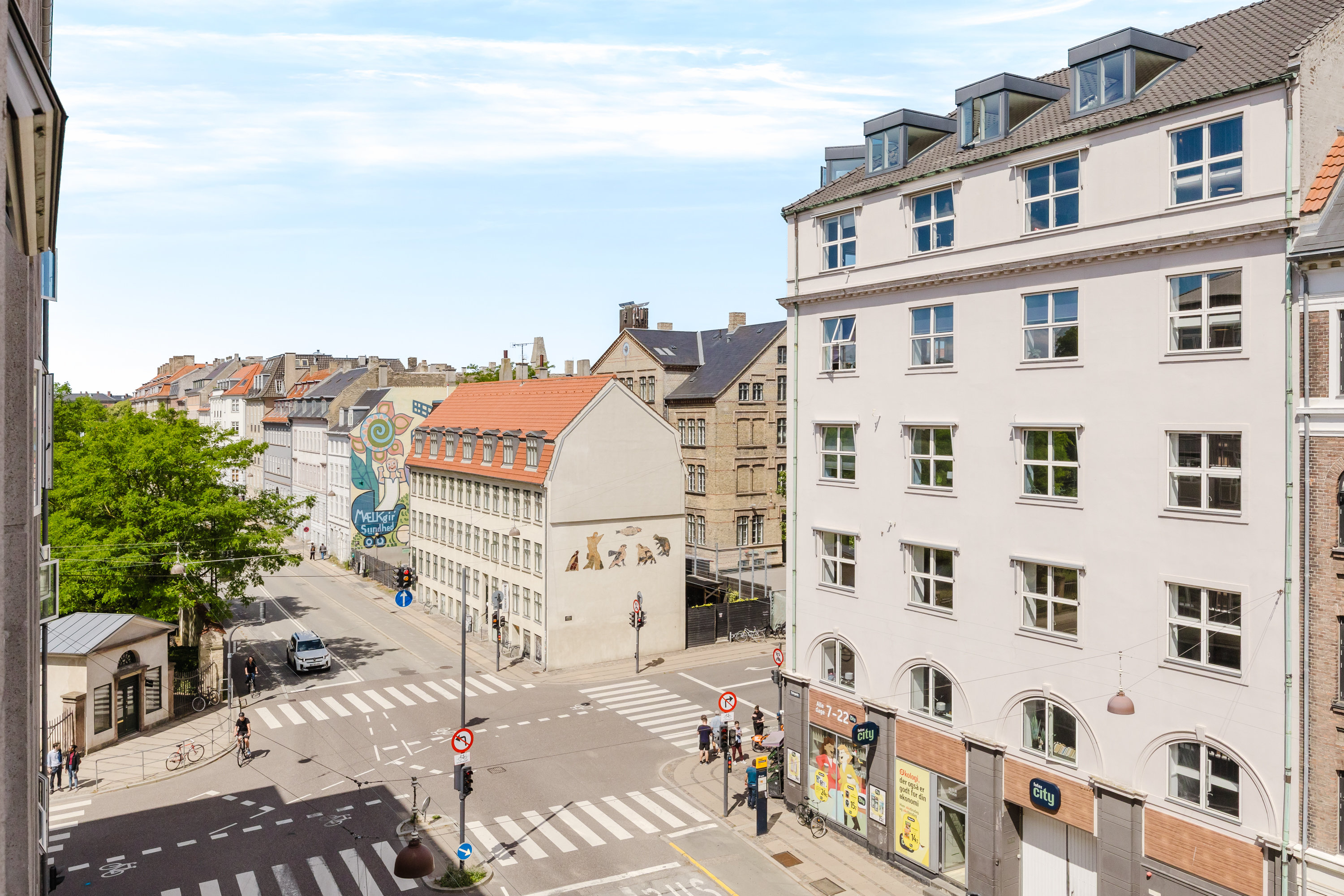 Fremhævet andet billede i fuldskærmstilstand. Billede af Sølvgade 19, 4. th., 1307 København K
