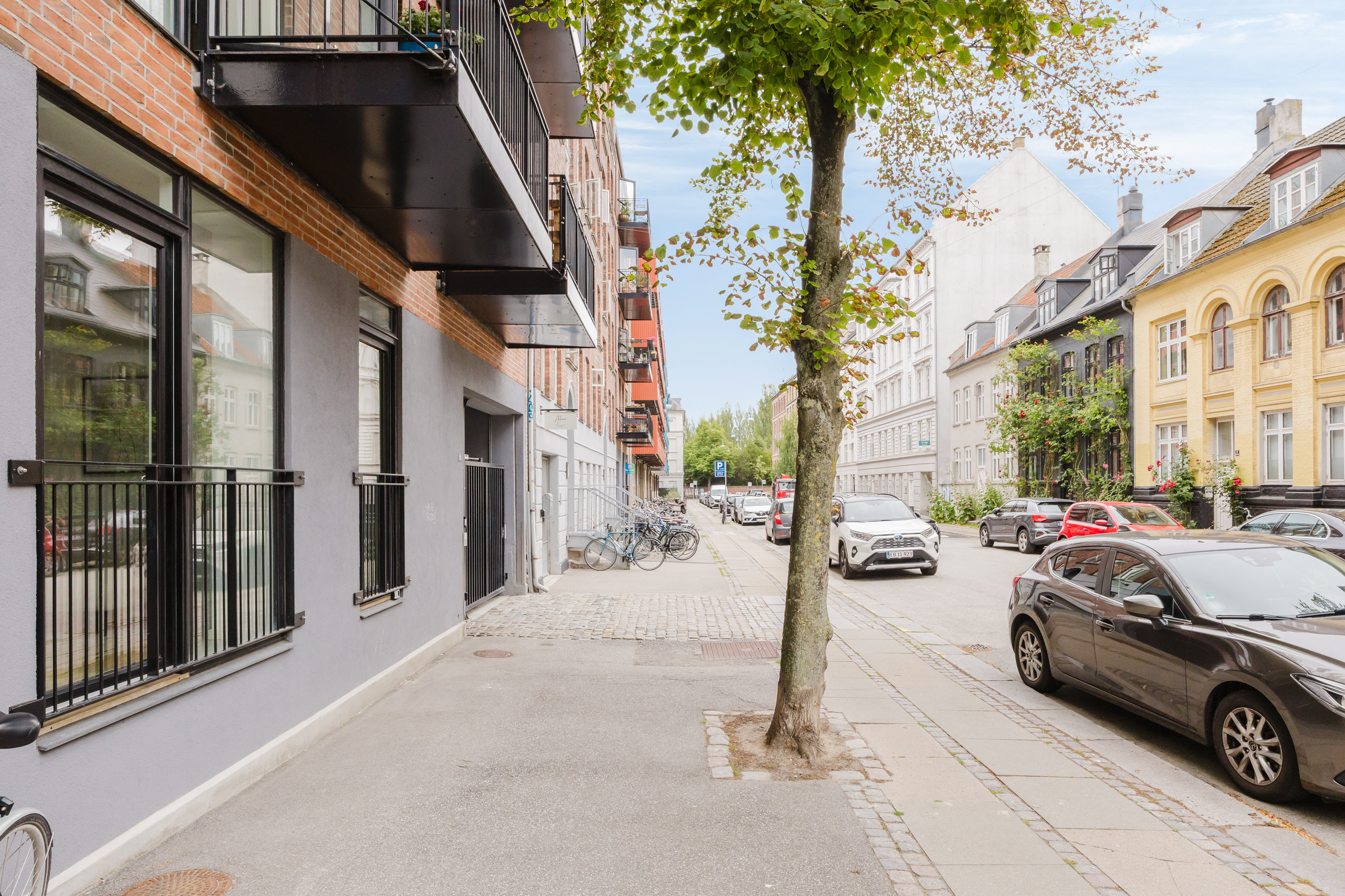 Fremhævet andet billede i fuldskærmstilstand. Billede af Bjelkes Allé 20, st., 2200 København N