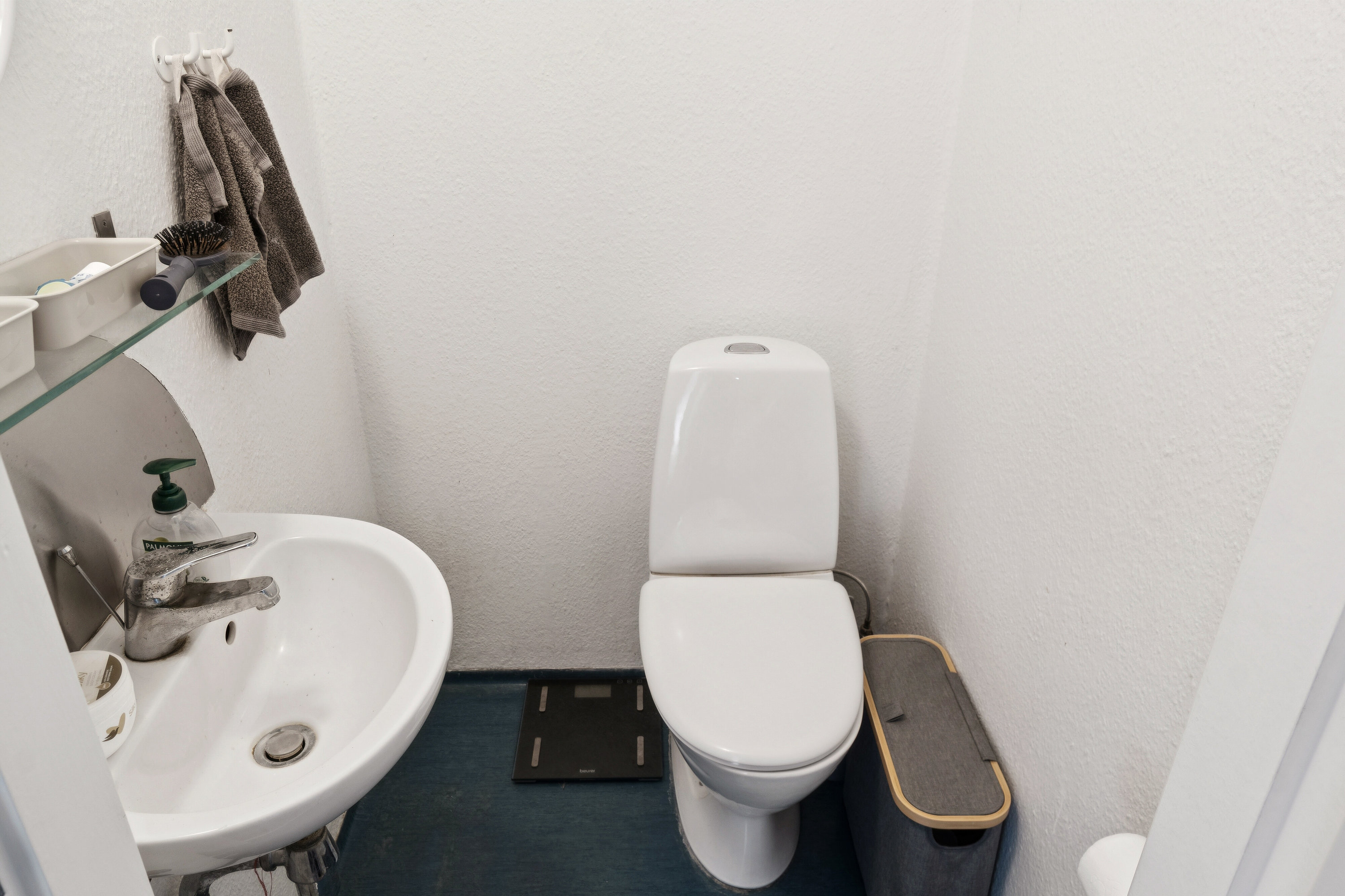 Fremhævet toilet billede i fuldskærmstilstand. Billede af Humlehusene 94, 2620 Albertslund
