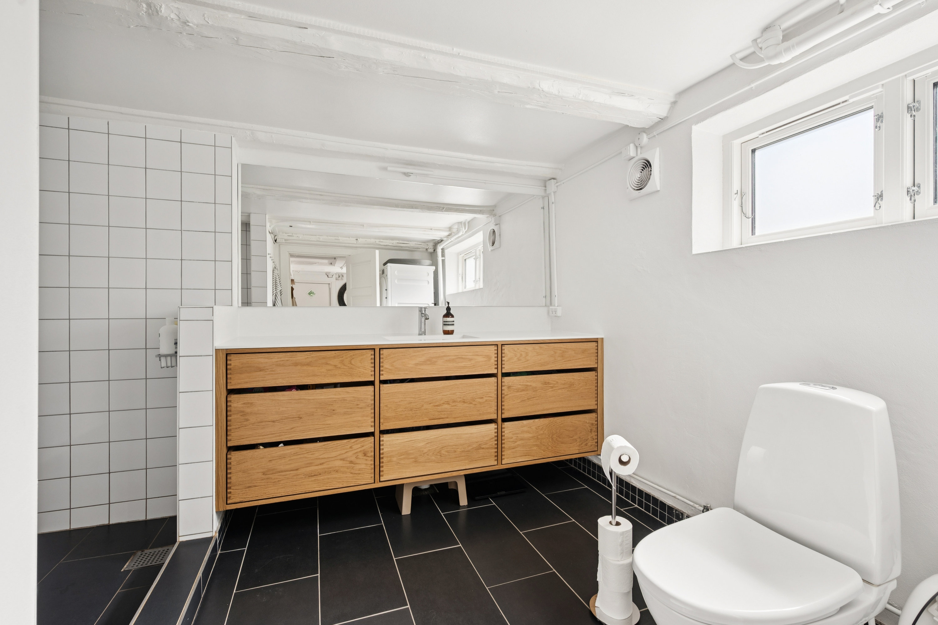 Fremhævet  billede i fuldskærmstilstand. Billede af Gustav Johannsens Vej 19, 2000 Frederiksberg