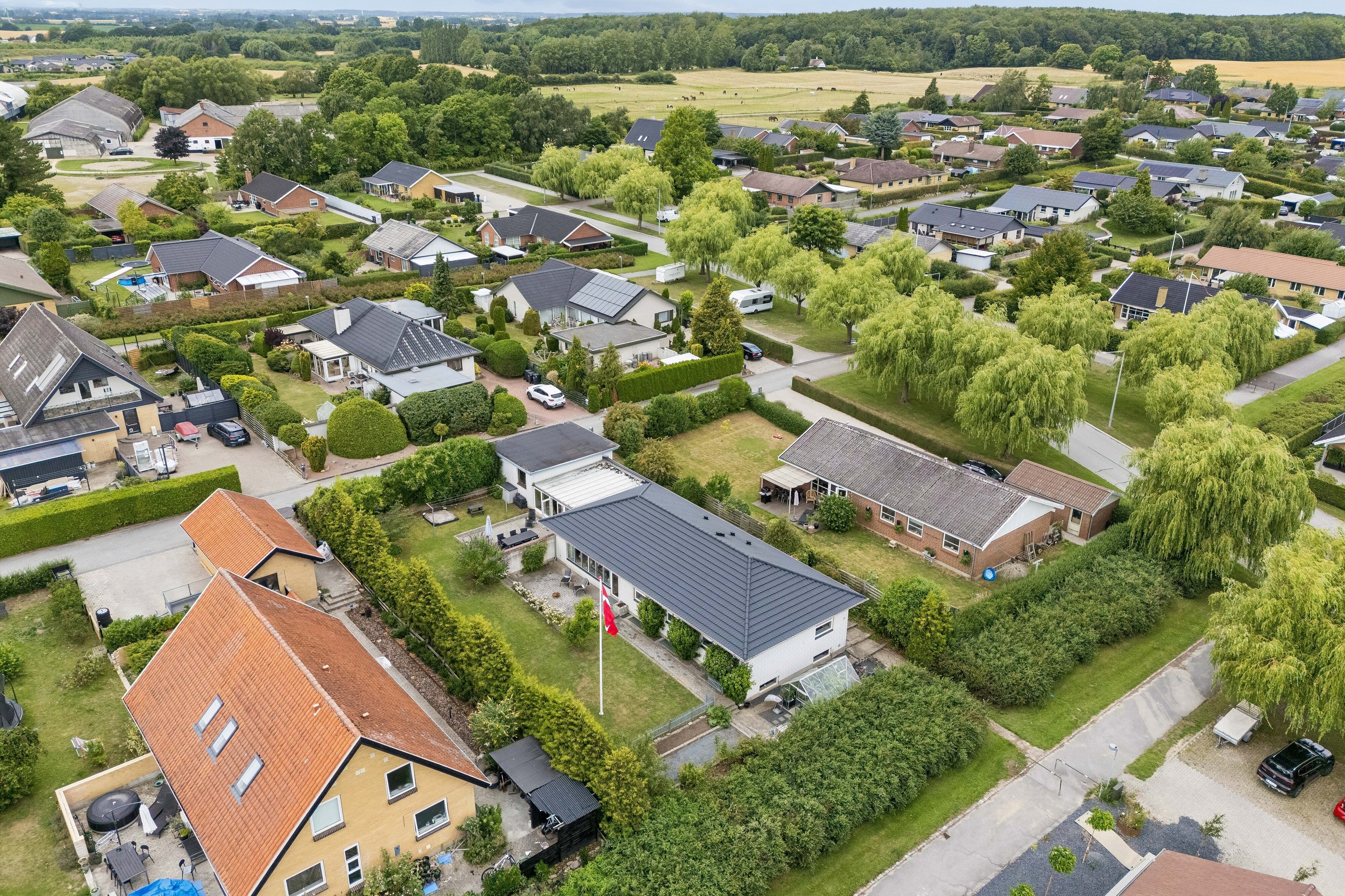 Fremhævet luftfoto billede i fuldskærmstilstand. Billede af Wesselsvej 70, 4700 Næstved
