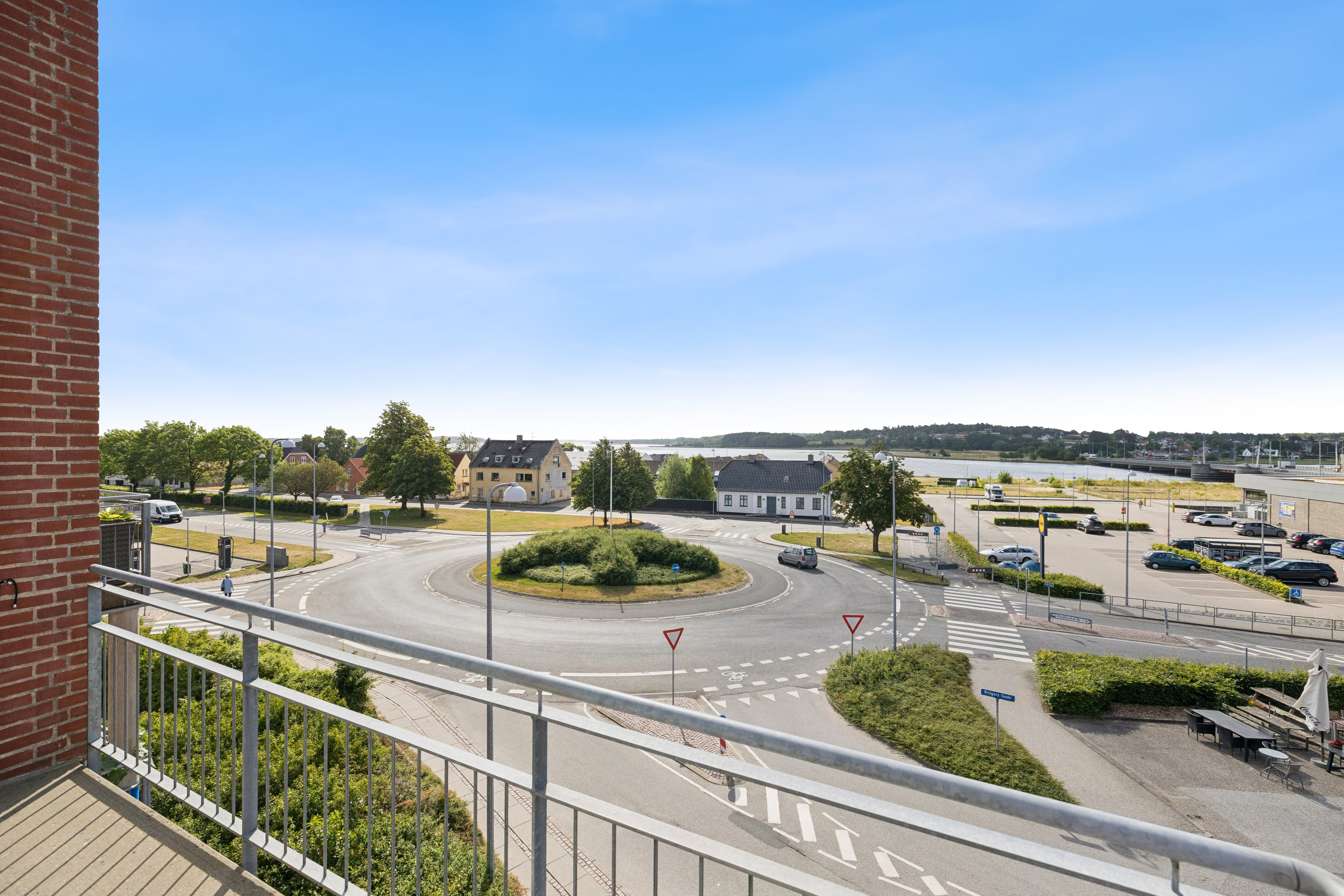 Fremhævet udsigt billede i fuldskærmstilstand. Billede af Torvet 11, 2. 2., 9560 Hadsund