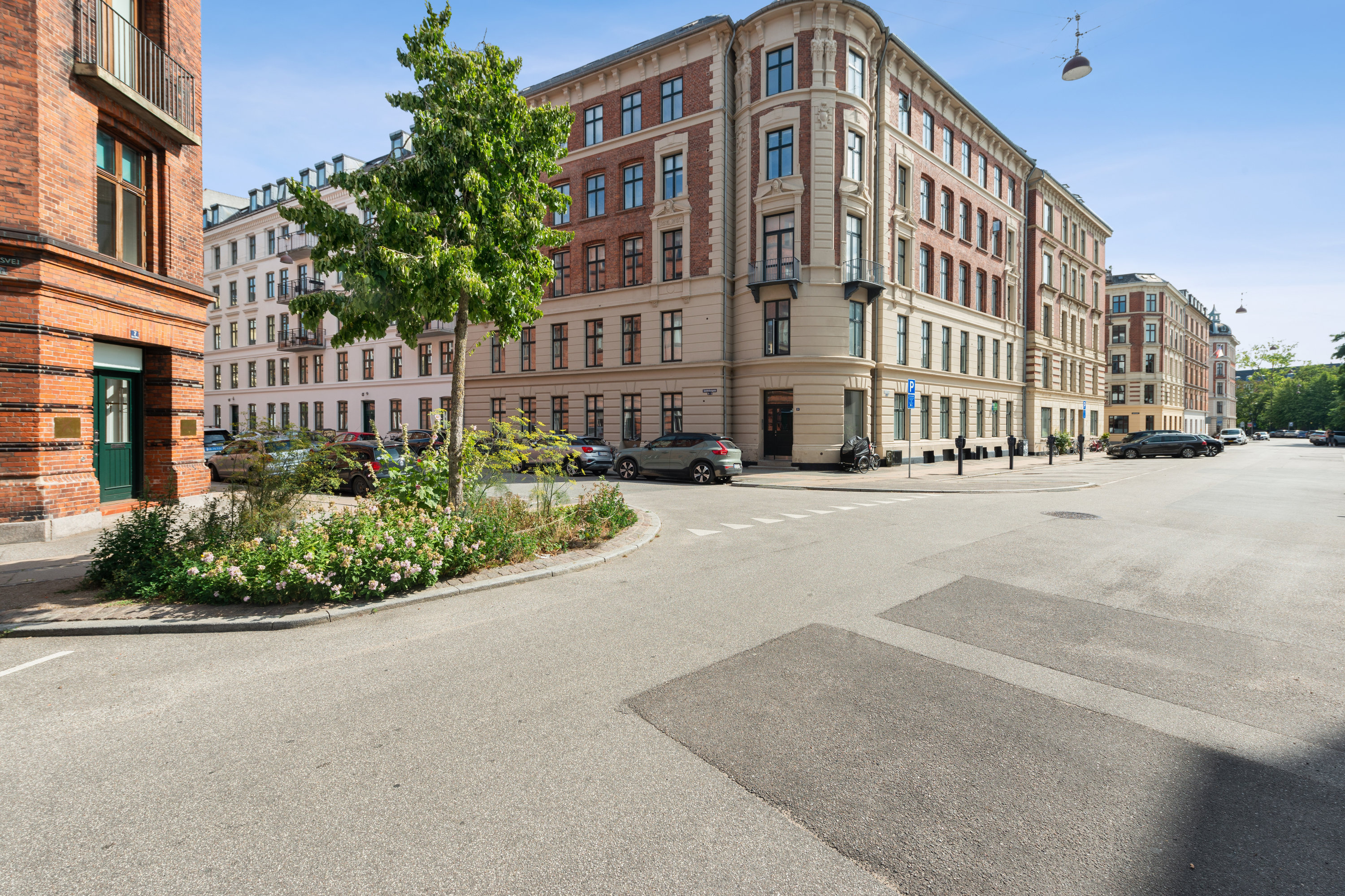 Fremhævet andet billede i fuldskærmstilstand. Billede af Kastelsvej 9, 2. 3., 2100 København Ø