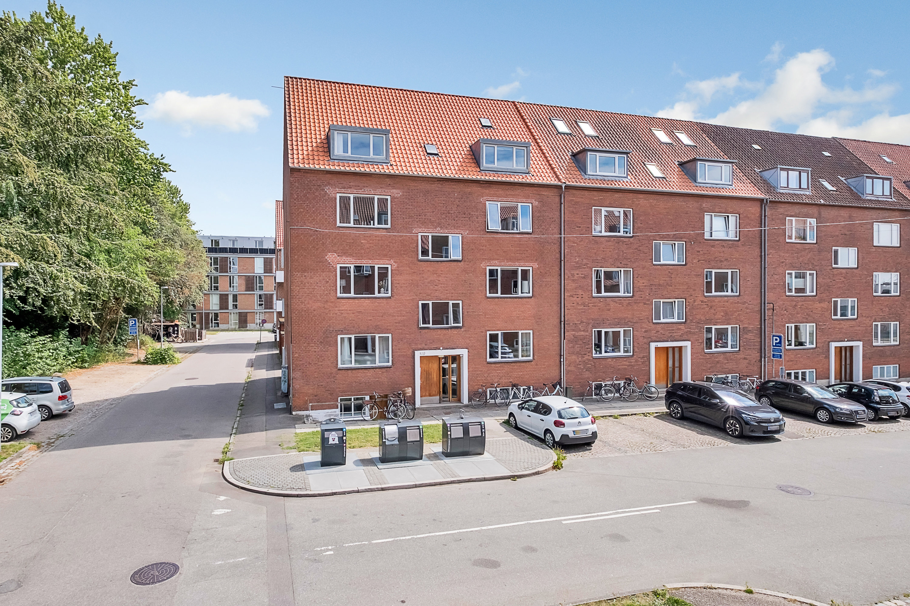 Silkeborgvej 120, 2. th., 8000 Aarhus C