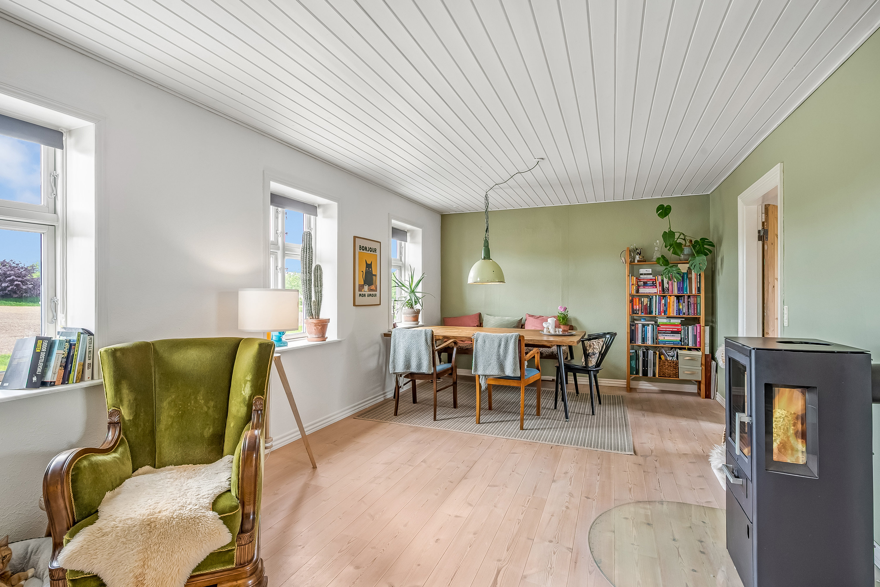 Fremhævet stue billede i fuldskærmstilstand. Billede af Sæddingvej 14, Sædding, 6900 Skjern
