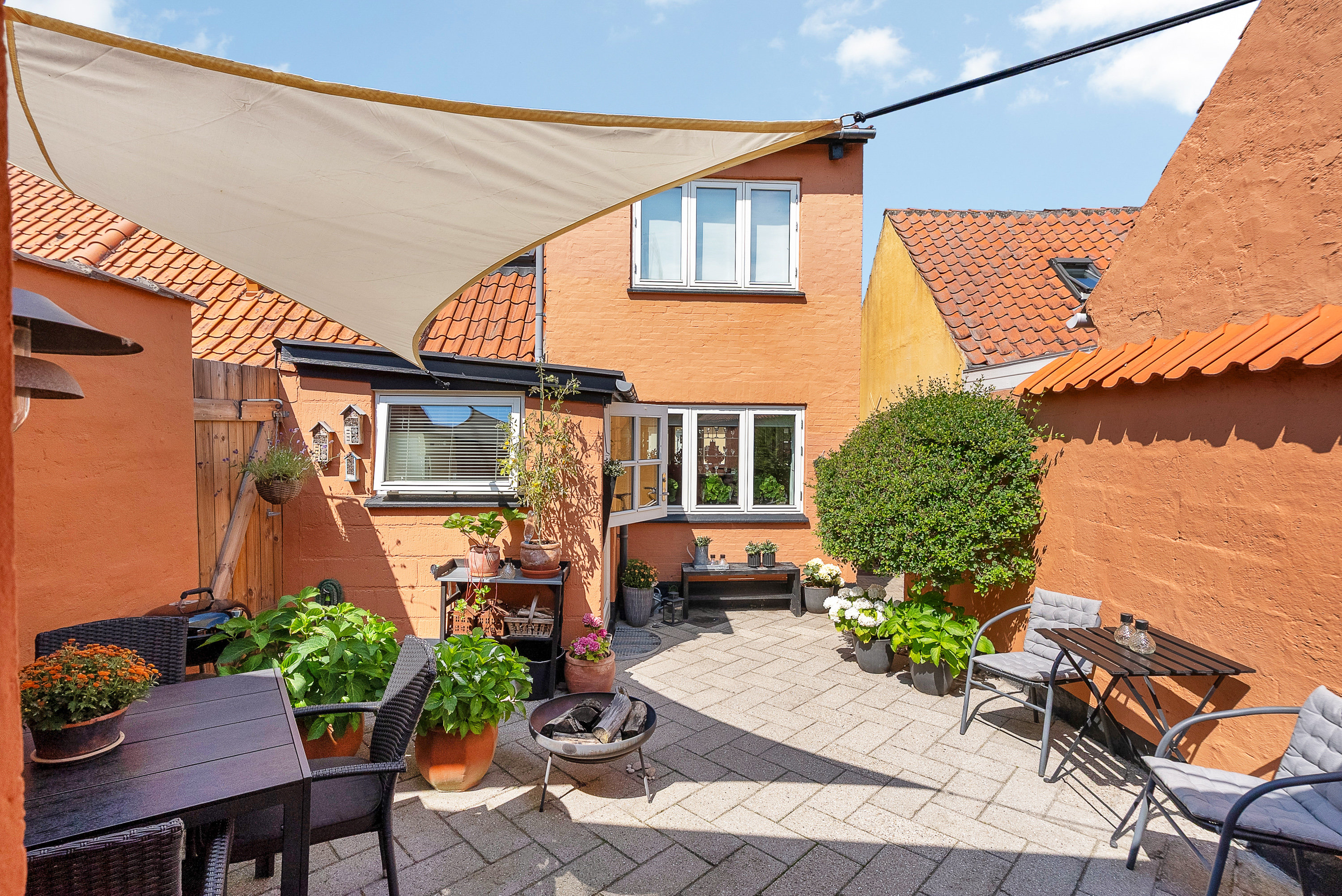 Fremhævet terrasse billede i fuldskærmstilstand. Billede af Kalekovej 38, 5600 Faaborg