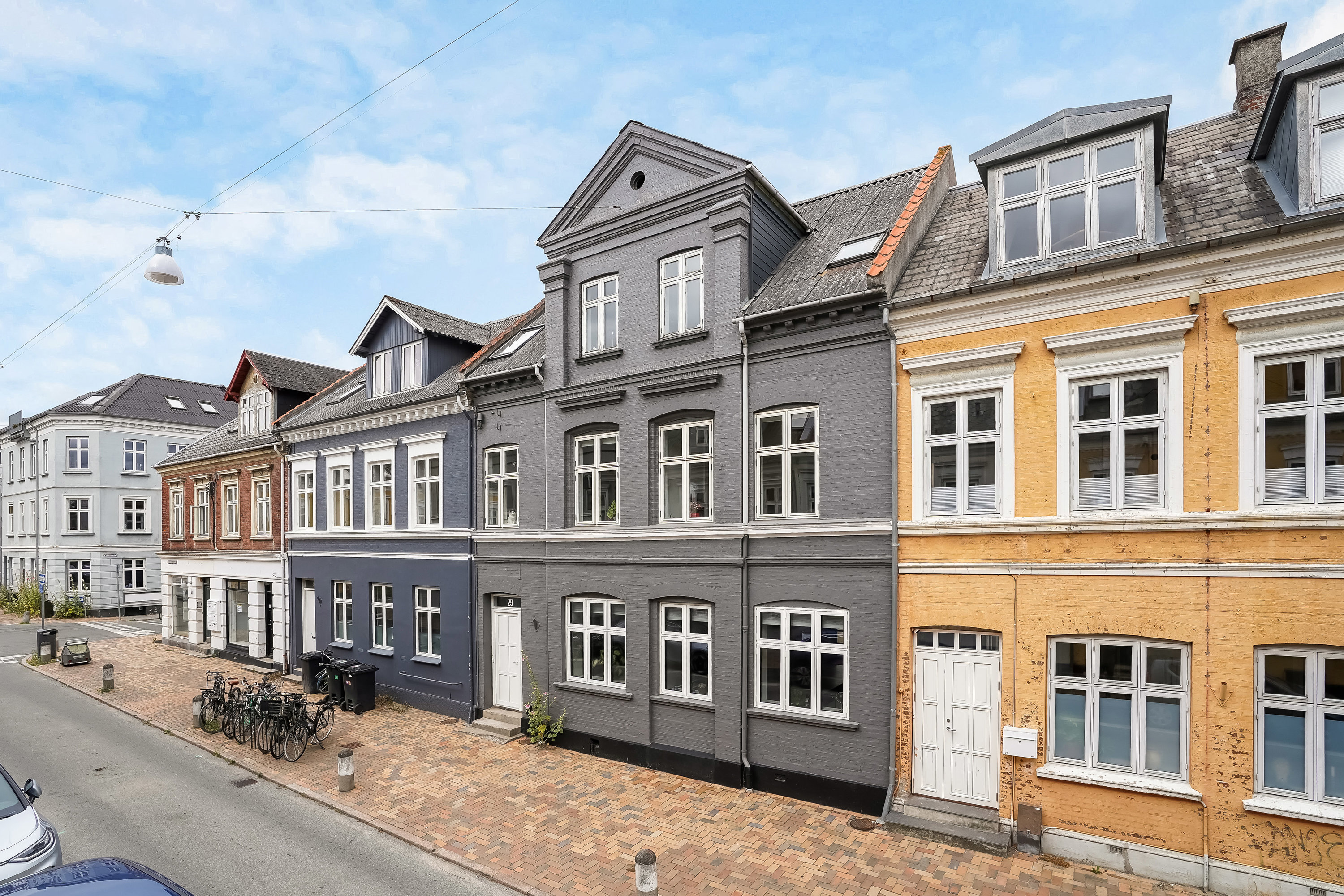 Fremhævet ejendommen billede i fuldskærmstilstand. Billede af Dronningensgade 29, st., 5000 Odense C
