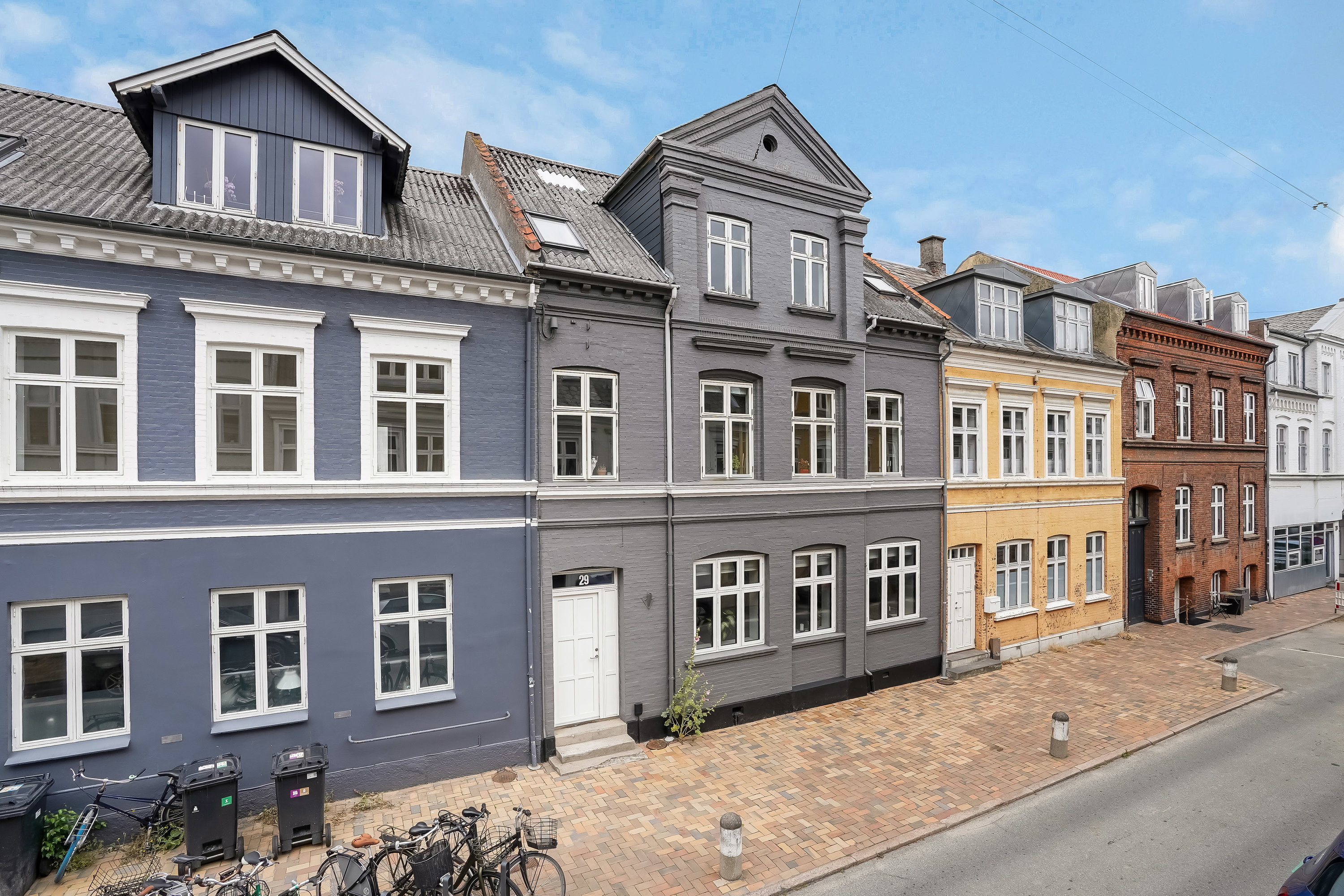Fremhævet ejendommen billede i fuldskærmstilstand. Billede af Dronningensgade 29, st., 5000 Odense C