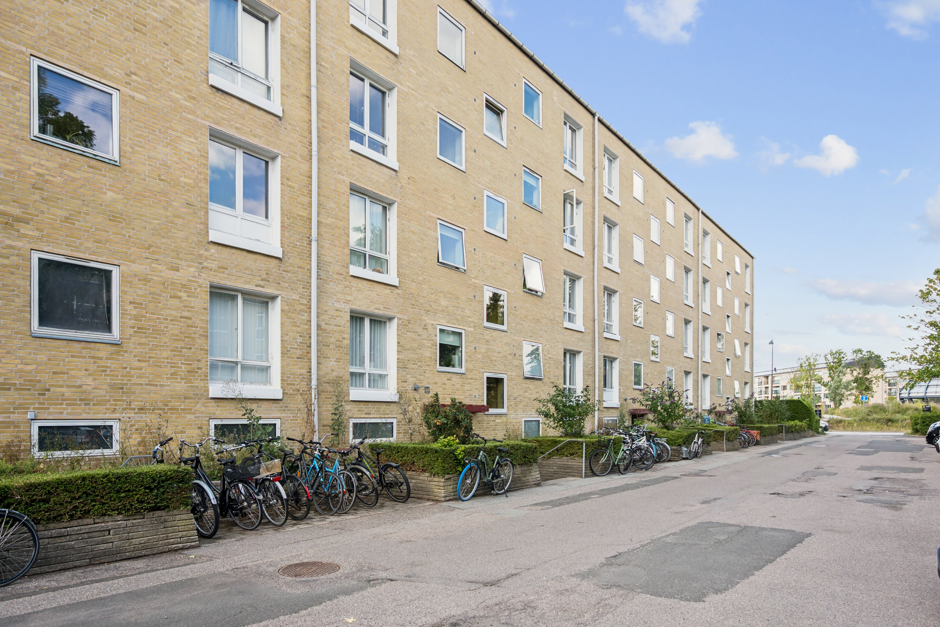 Fremhævet andet billede i fuldskærmstilstand. Billede af Centerparken 12, 3. th., 2500 Valby