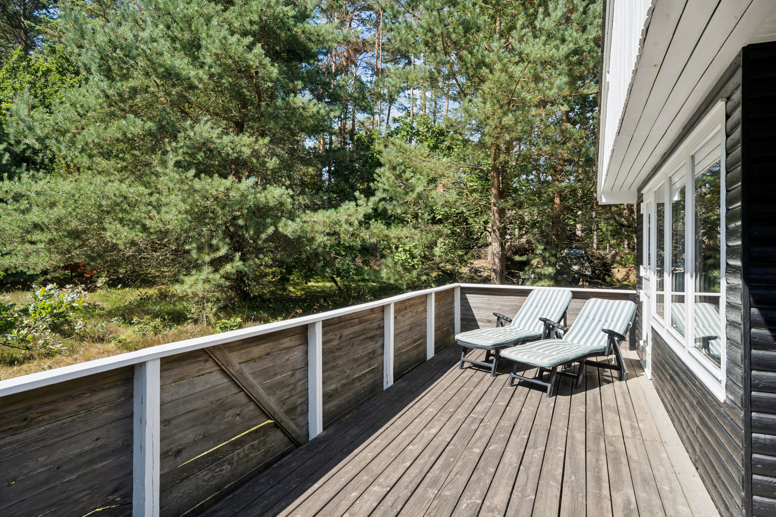Fremhævet terrasse billede i fuldskærmstilstand. Billede af Antilopevej 5, Bunken, 9982 Ålbæk