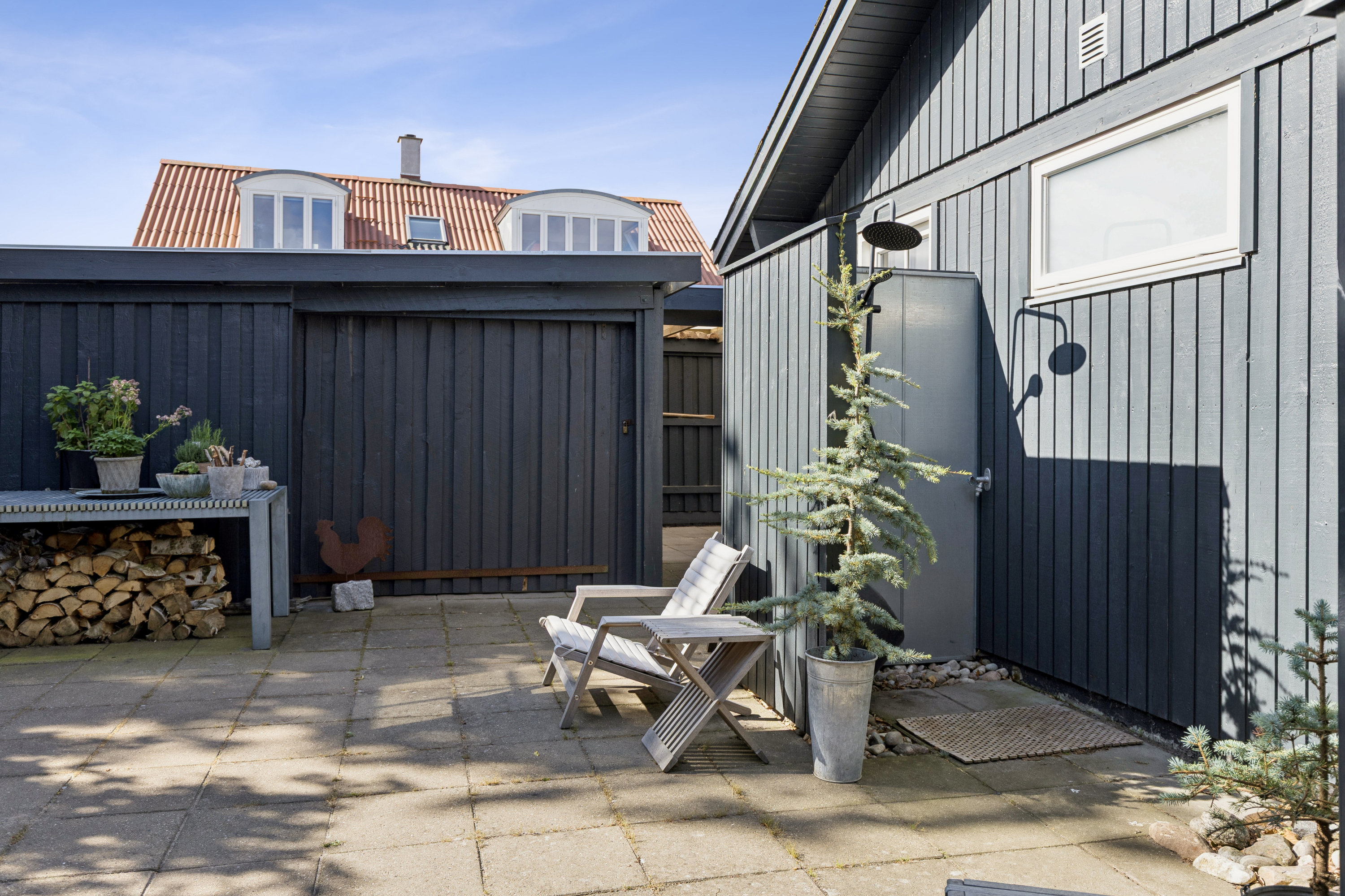 Fremhævet terrasse billede i fuldskærmstilstand. Billede af Strandvej 6A, Havnsø, 4591 Føllenslev