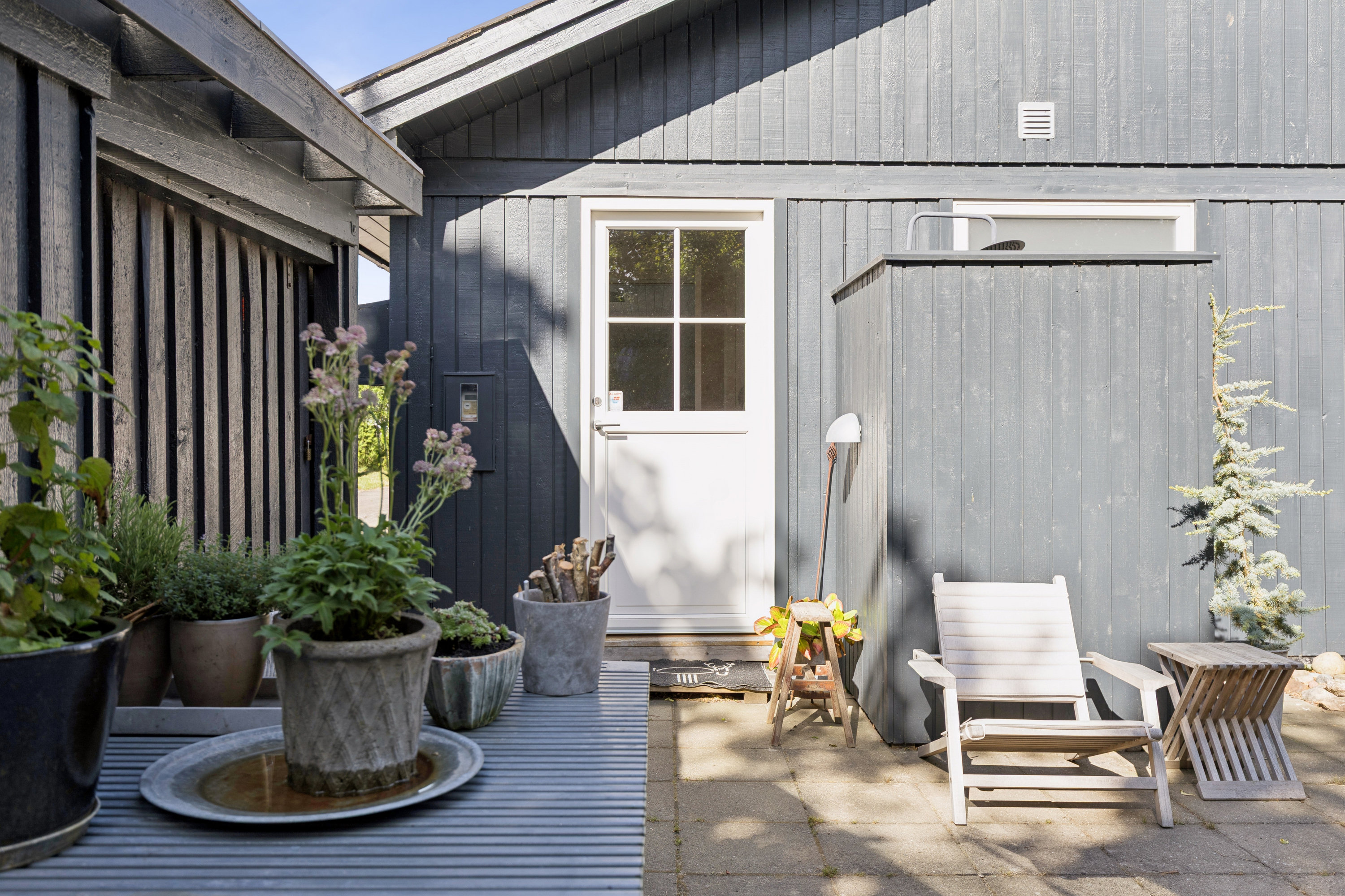 Fremhævet terrasse billede i fuldskærmstilstand. Billede af Strandvej 6A, Havnsø, 4591 Føllenslev