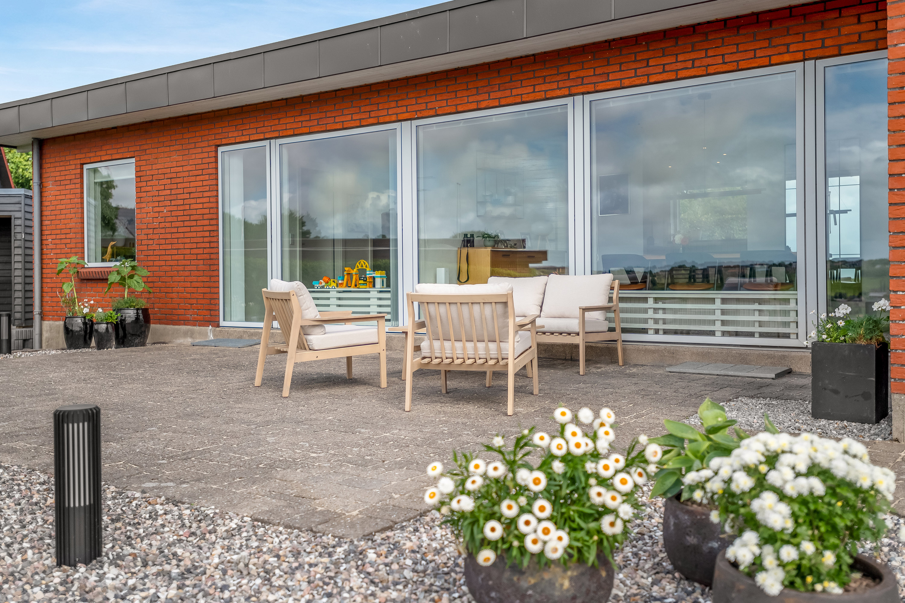 Fremhævet terrasse billede i fuldskærmstilstand. Billede af Vester Lemtorp 13, Nørlem, 7620 Lemvig