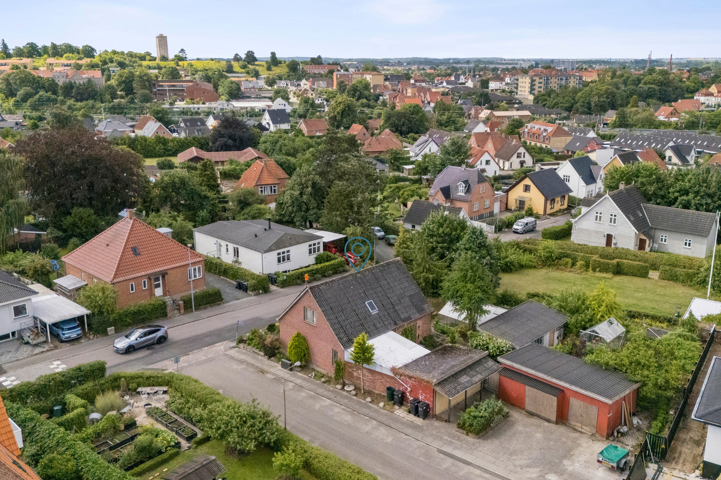 Fremhævet luftfoto billede i fuldskærmstilstand. Billede af Skyttemarksvej 43, 4700 Næstved