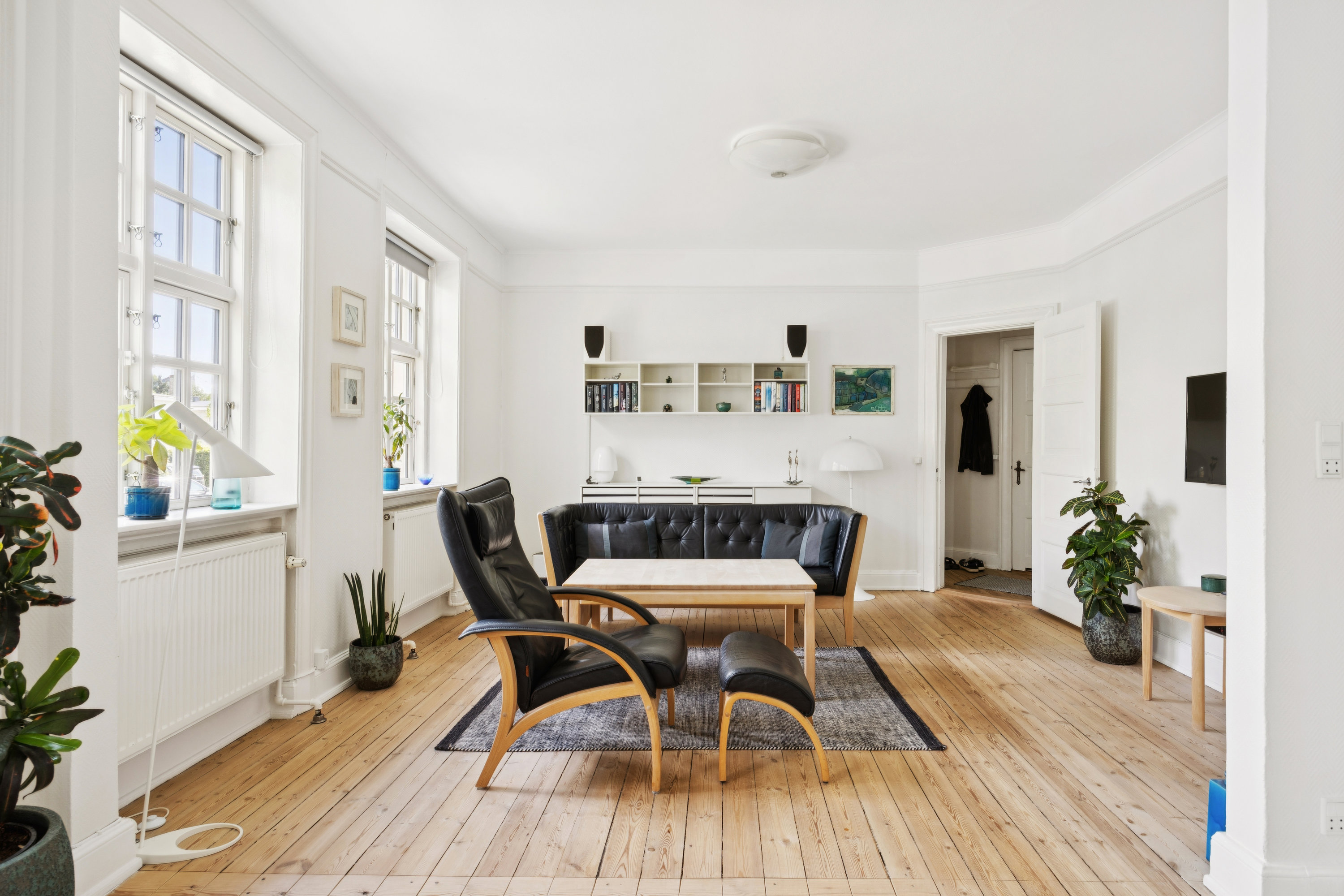 Fremhævet stue billede i fuldskærmstilstand. Billede af Grøndalsvej 12, st. th., 2000 Frederiksberg