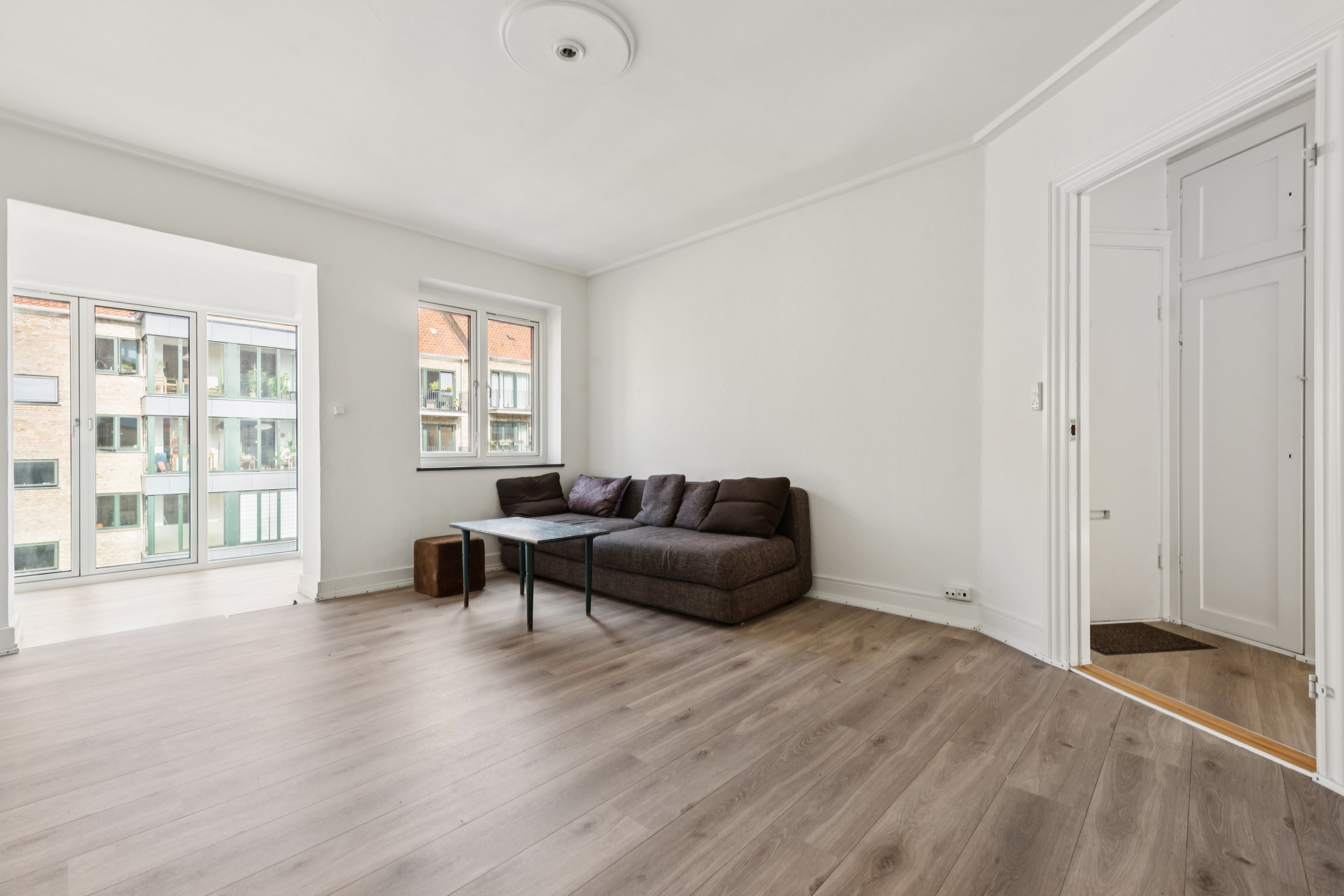 Fremhævet stue billede i fuldskærmstilstand. Billede af Johan Kellers Vej 47, 3. th., 2450 København SV